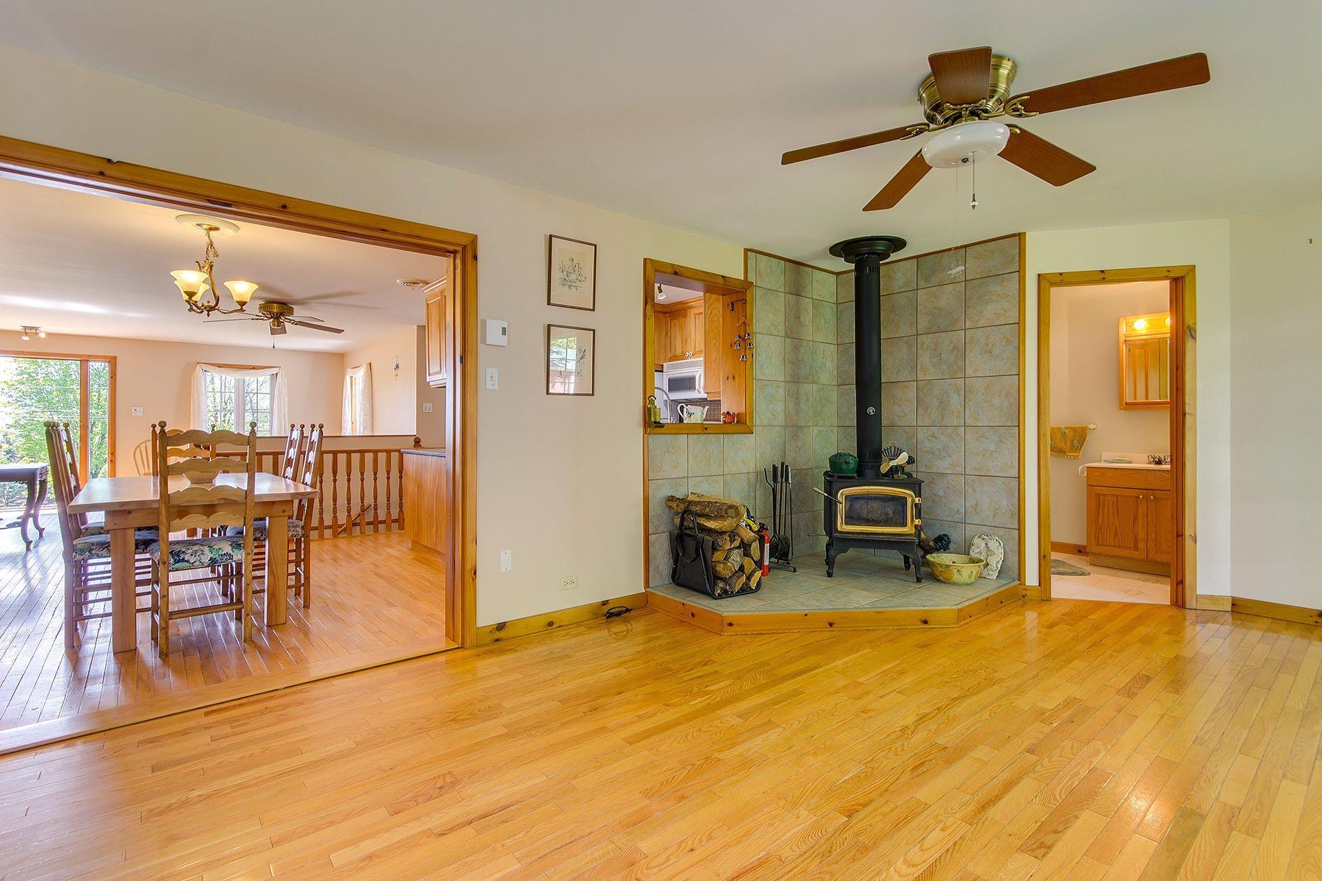 









250


Ch. Harvey

,
Sutton,




QC
J0E2K0


