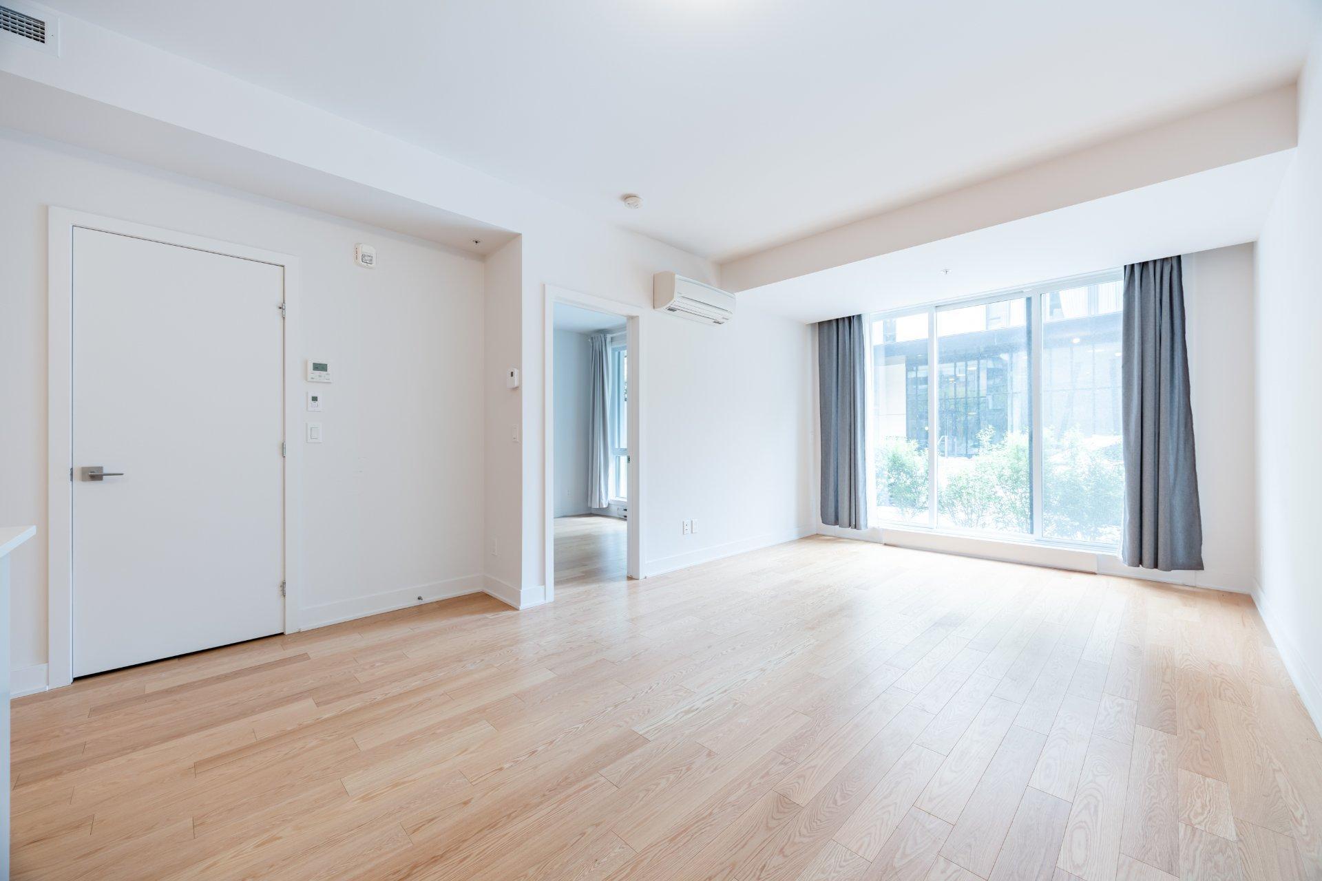 









1400


Rue Ottawa

, 120B,
Montréal (Le Sud-Ouest),




QC
H3J1T9

