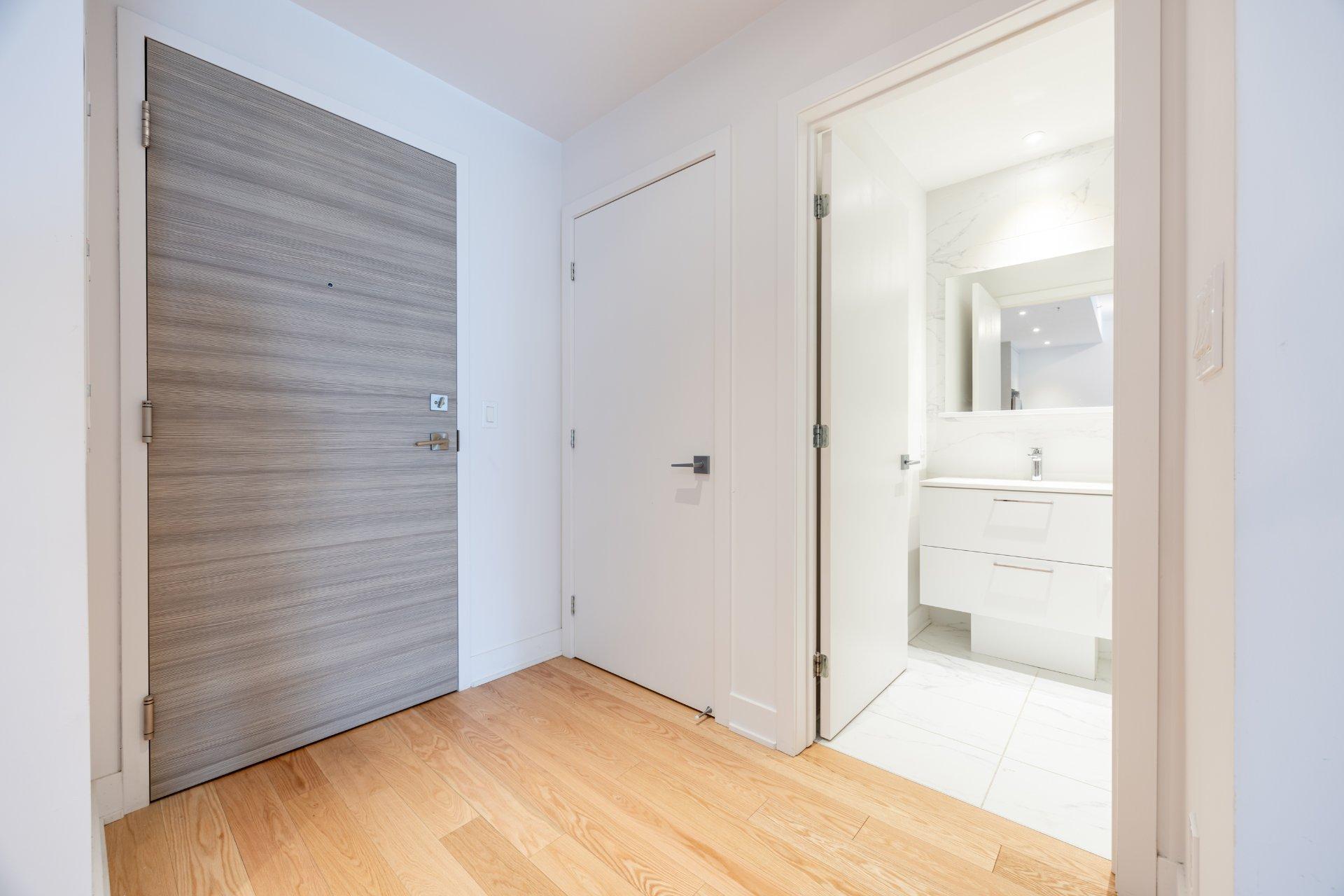 









1400


Rue Ottawa

, 120B,
Montréal (Le Sud-Ouest),




QC
H3J1T9

