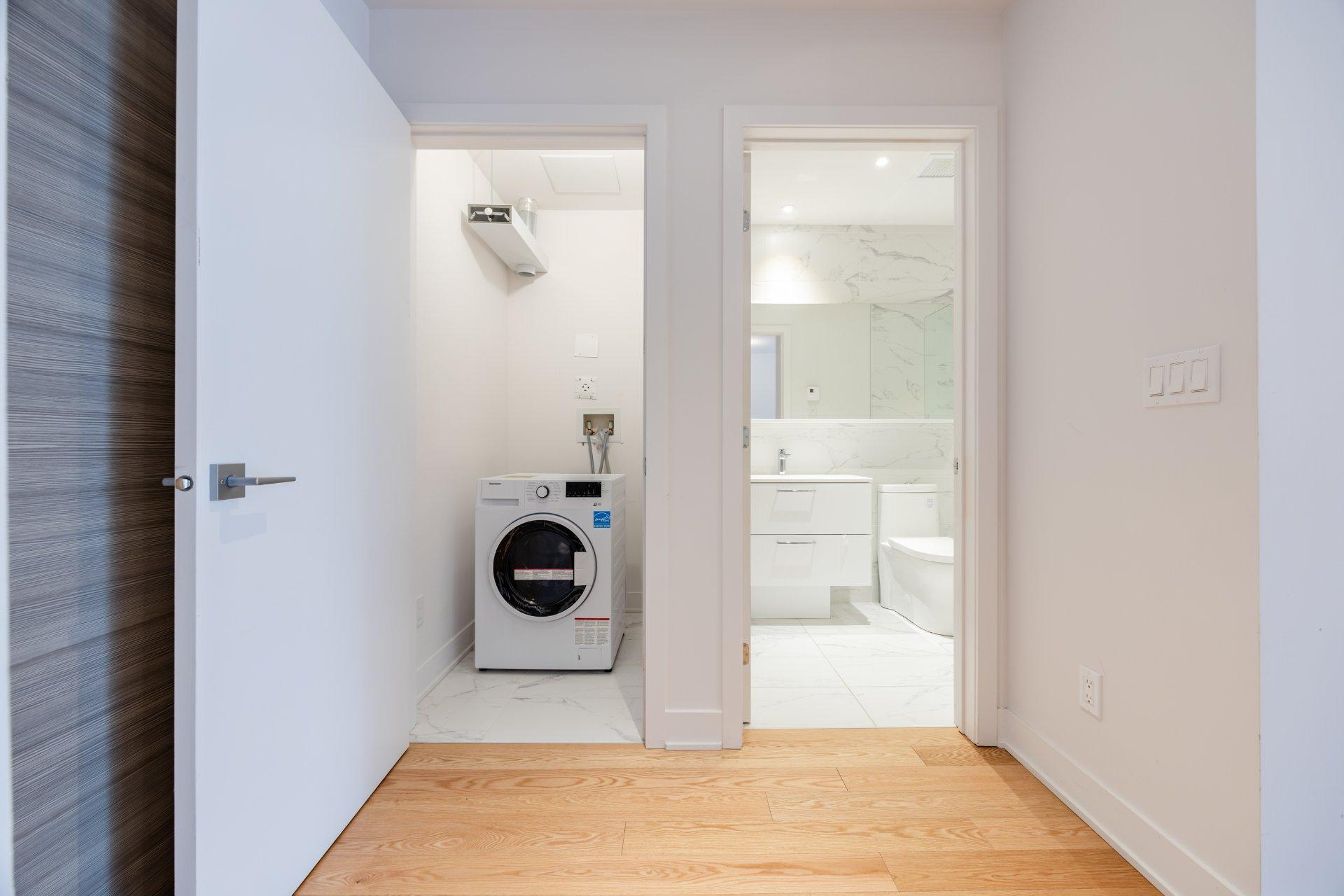 









1400


Rue Ottawa

, 120B,
Montréal (Le Sud-Ouest),




QC
H3J1T9

