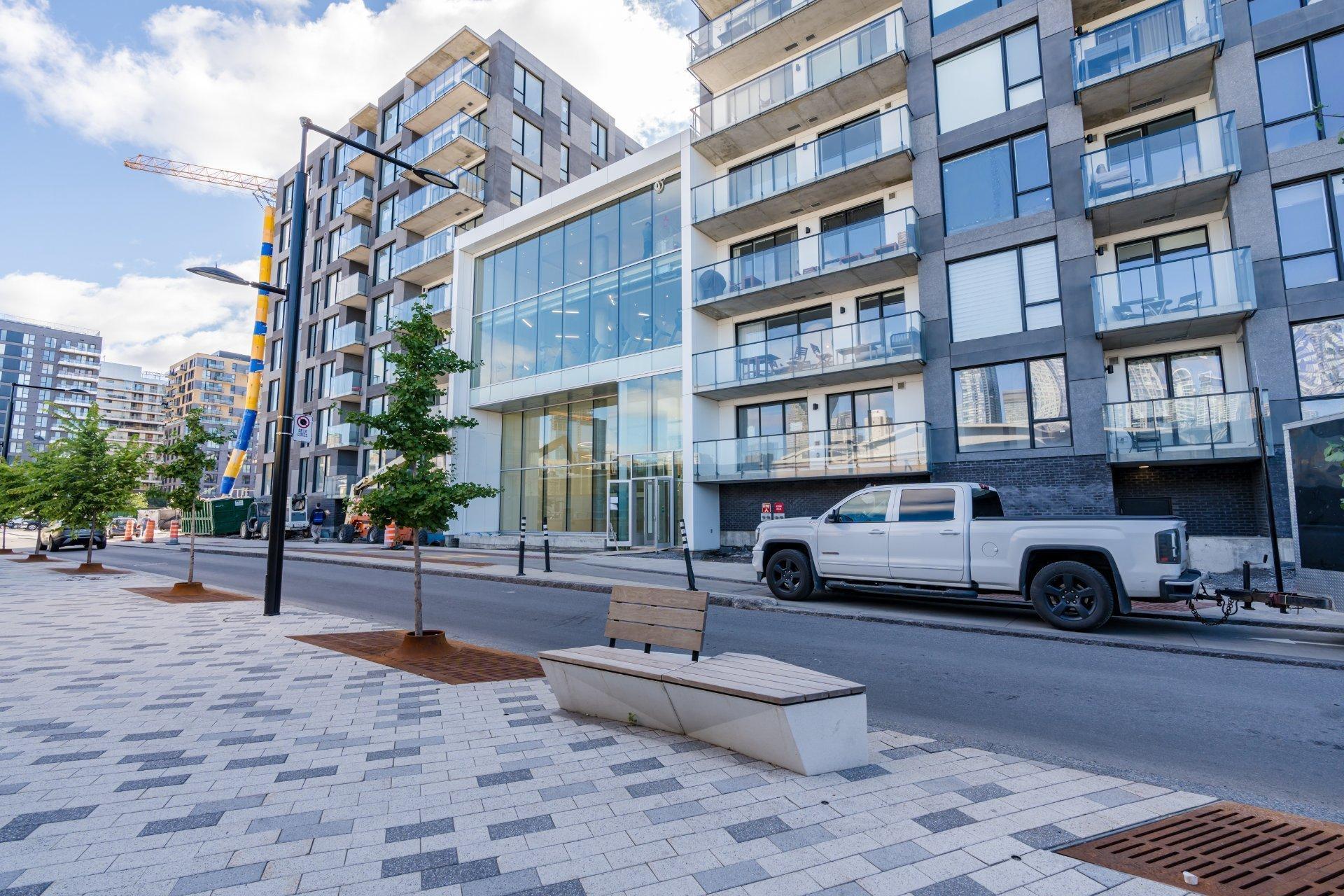 









1400


Rue Ottawa

, 120B,
Montréal (Le Sud-Ouest),




QC
H3J1T9

