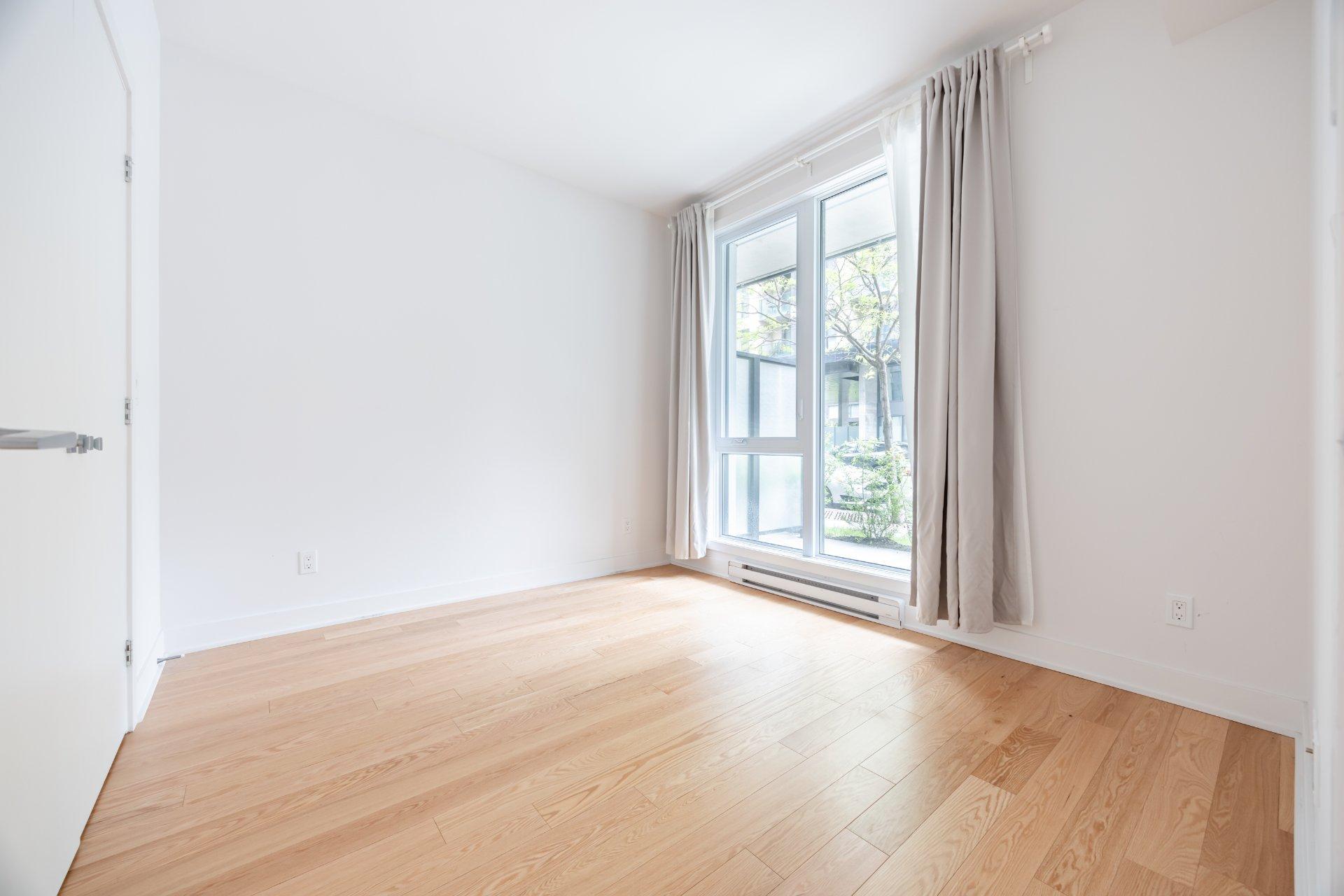 









1400


Rue Ottawa

, 120B,
Montréal (Le Sud-Ouest),




QC
H3J1T9

