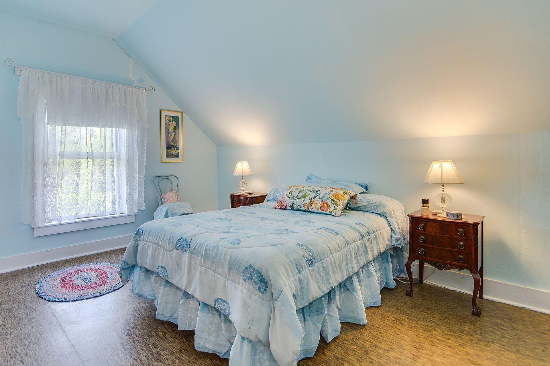 









60


Rue Thibault S.

,
Abercorn,




QC
J0E1B0

