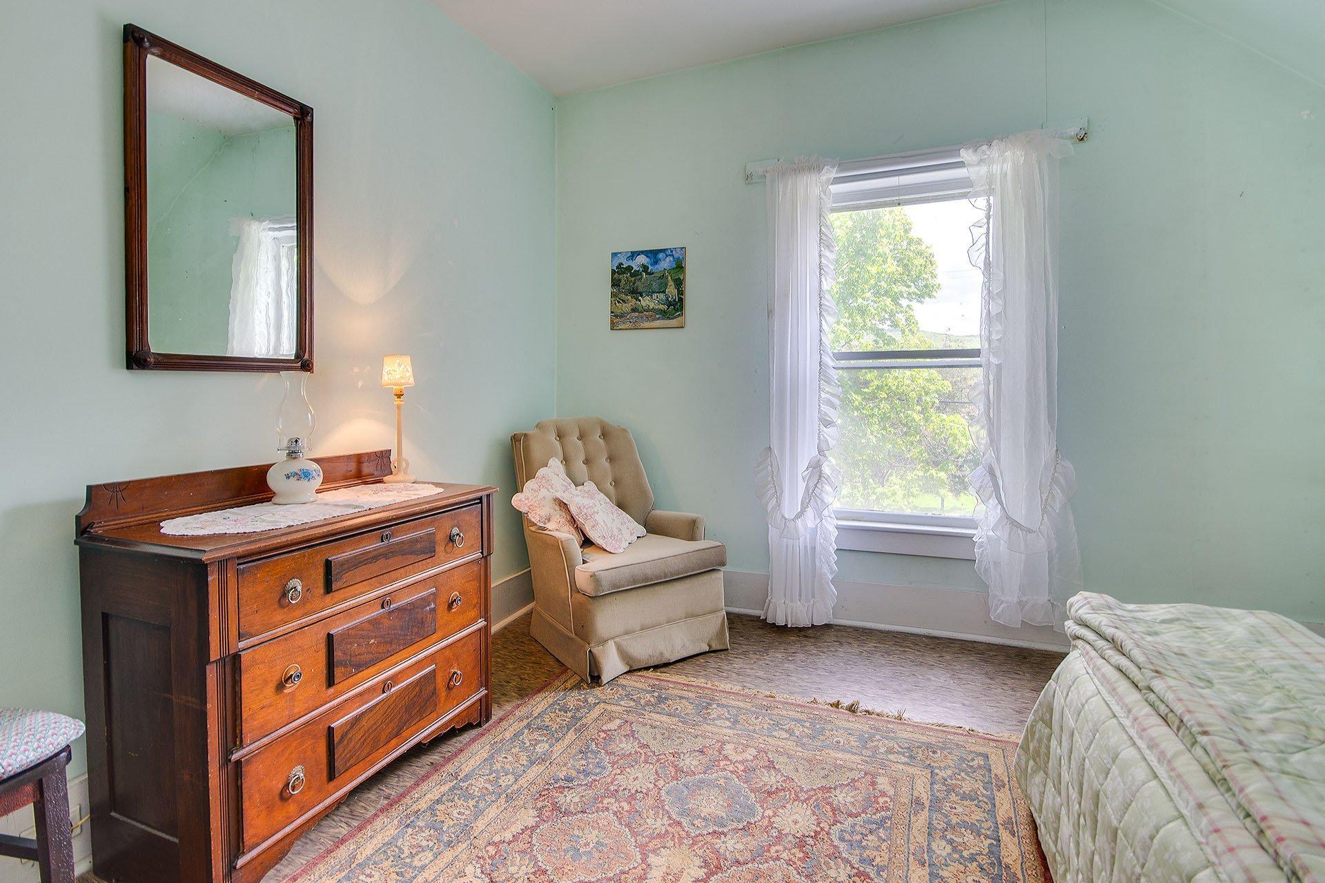 









60


Rue Thibault S.

,
Abercorn,




QC
J0E1B0

