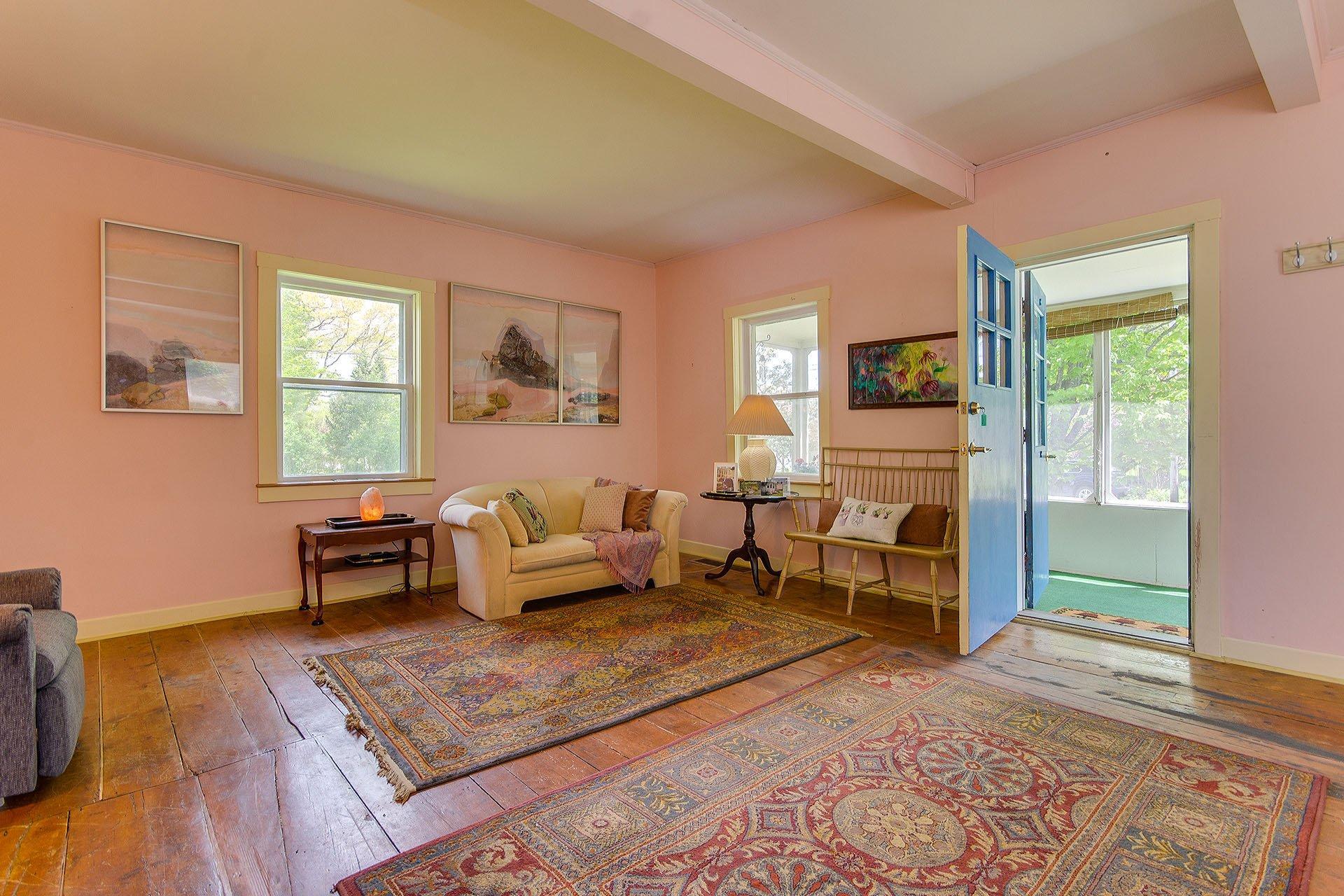 









60


Rue Thibault S.

,
Abercorn,




QC
J0E1B0

