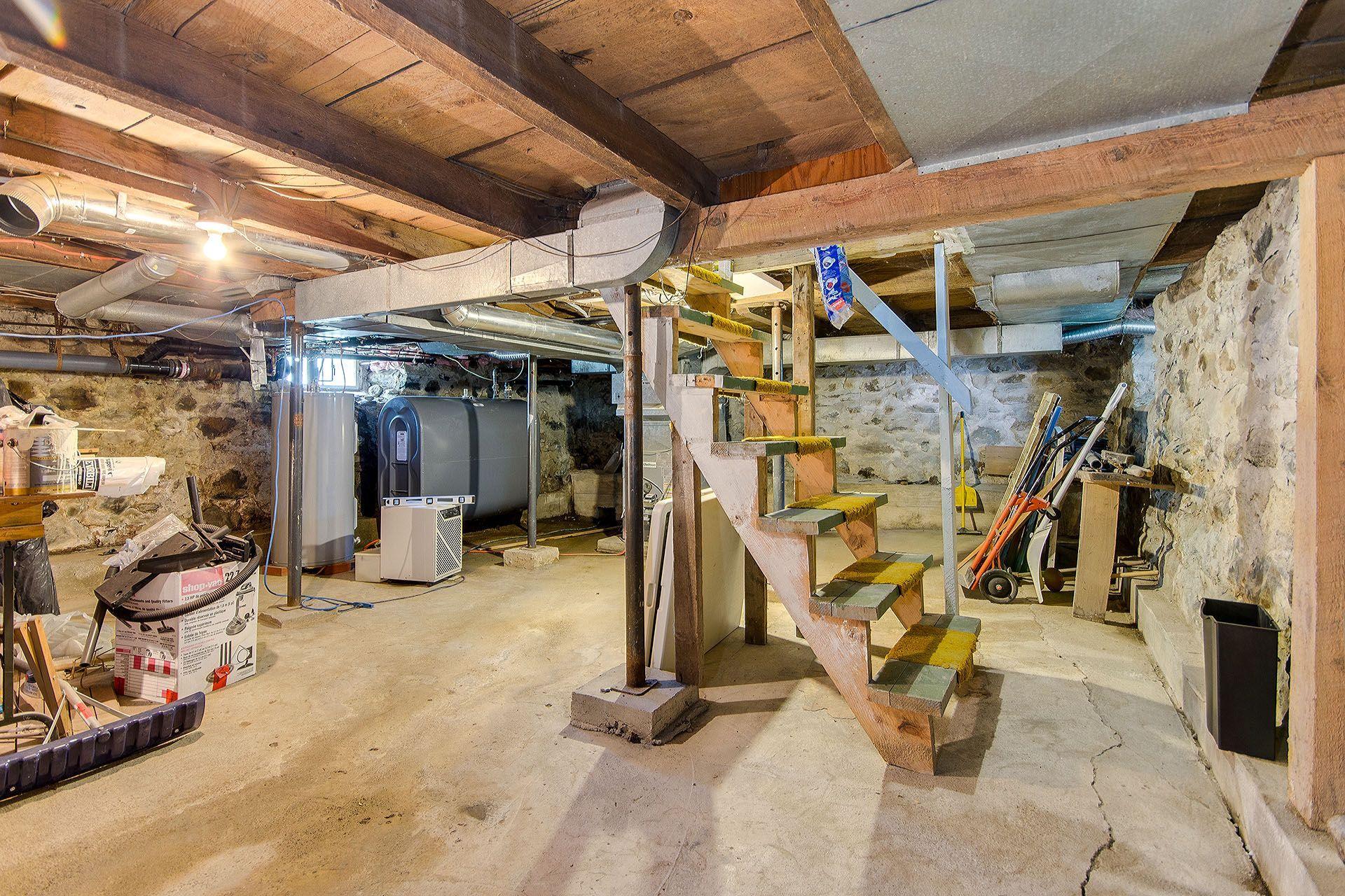 









60


Rue Thibault S.

,
Abercorn,




QC
J0E1B0

