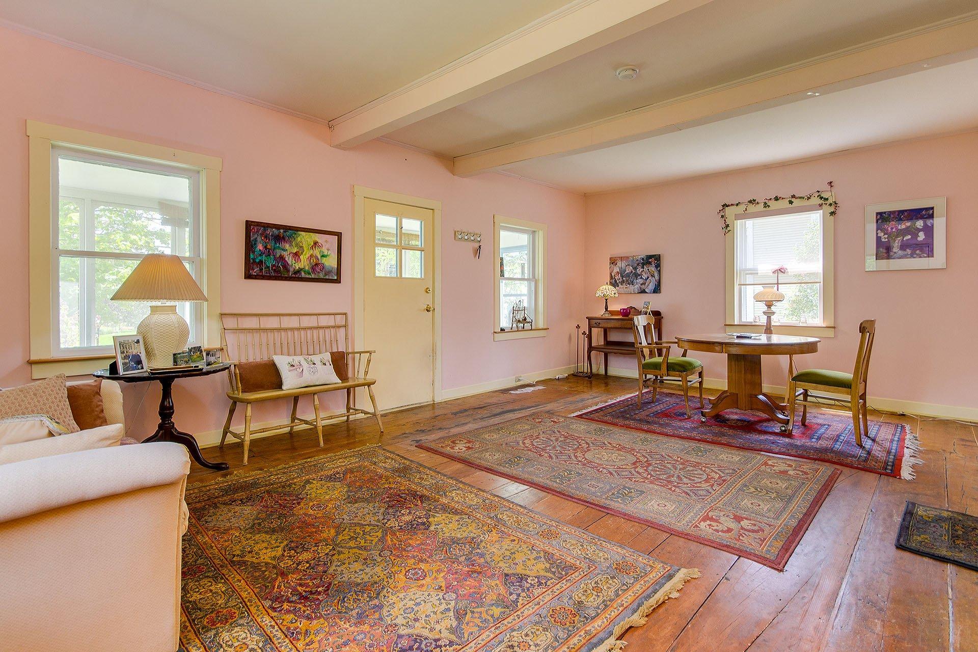 









60


Rue Thibault S.

,
Abercorn,




QC
J0E1B0

