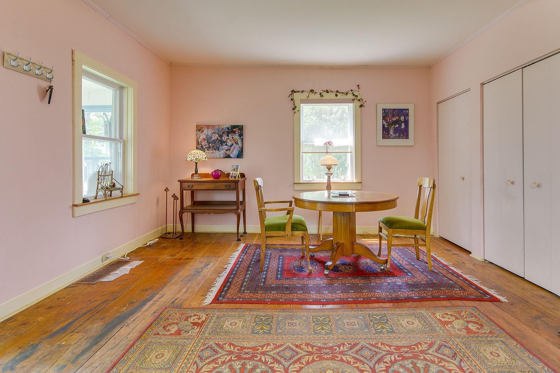 









60


Rue Thibault S.

,
Abercorn,




QC
J0E1B0

