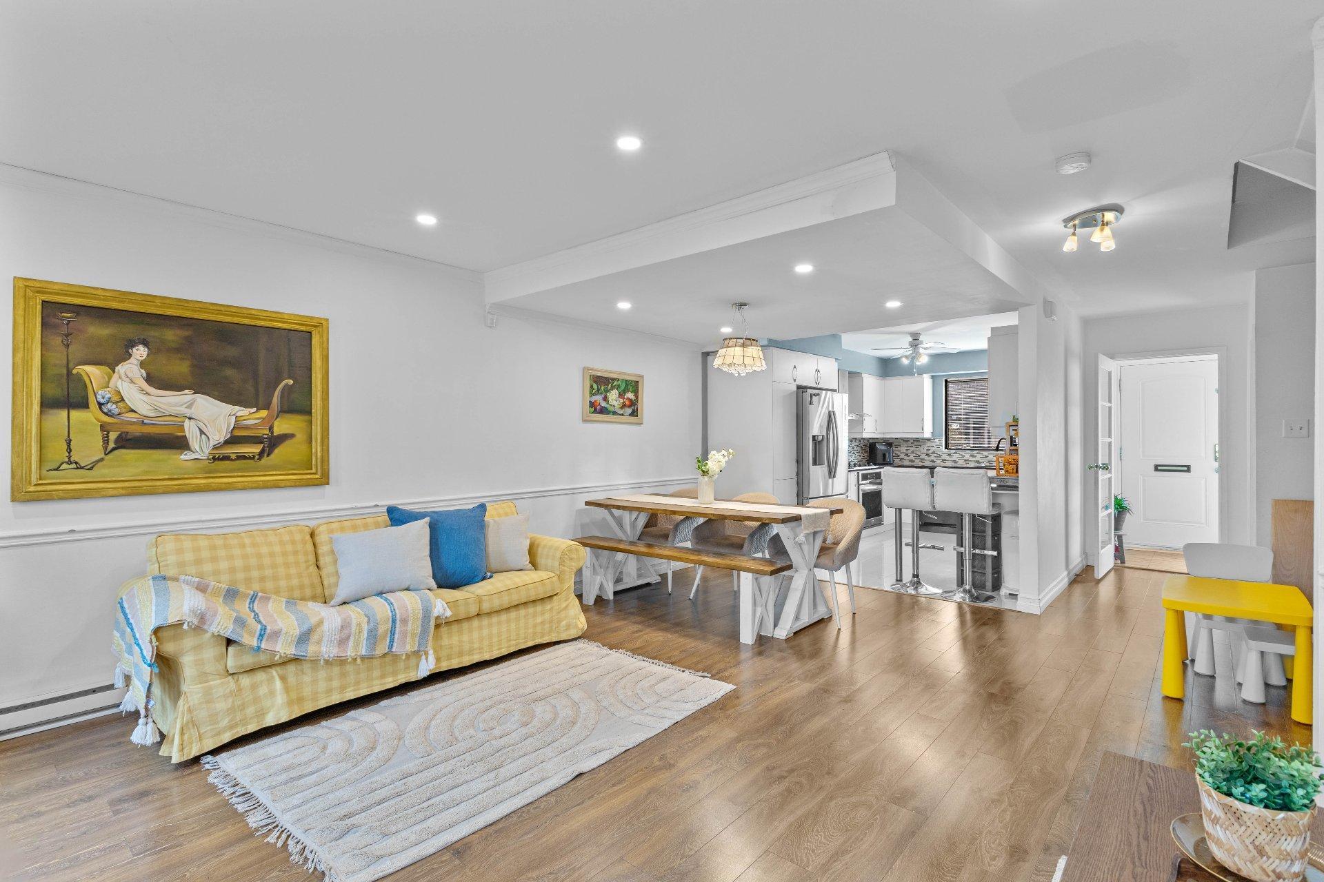 









953Z


Place Soulanges

,
Brossard,




QC
J4X1L8

