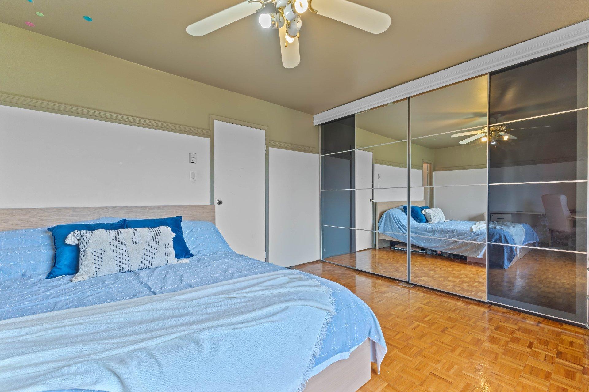 









953Z


Place Soulanges

,
Brossard,




QC
J4X1L8

