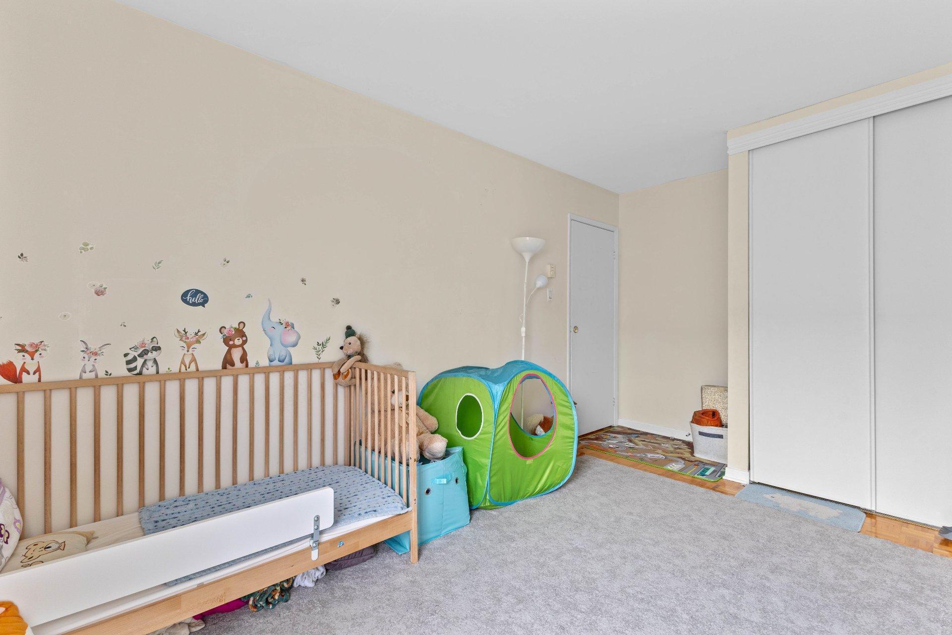 









953Z


Place Soulanges

,
Brossard,




QC
J4X1L8

