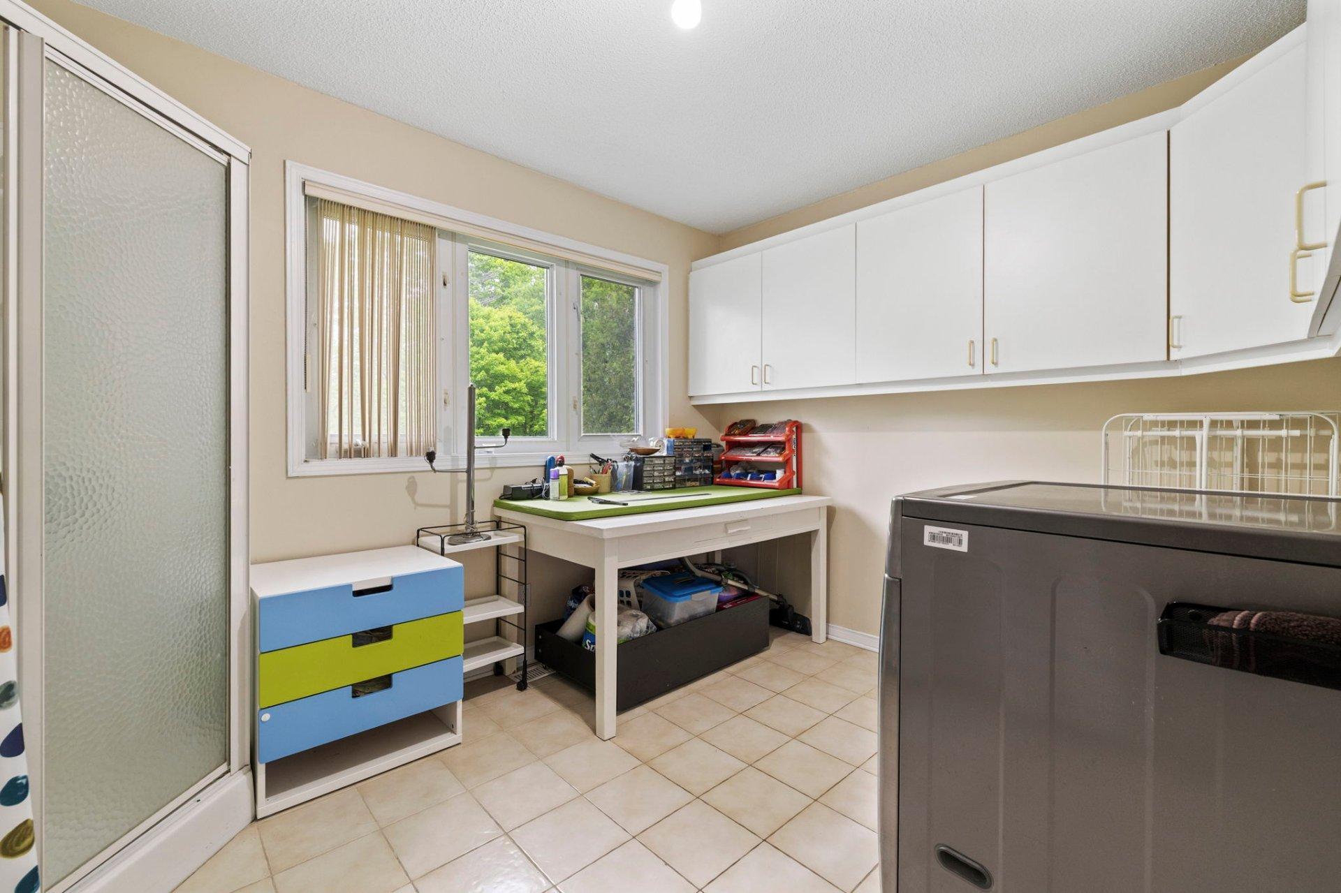 









32


Ch. Wallace

,
Chelsea,




QC
J9B1M6


