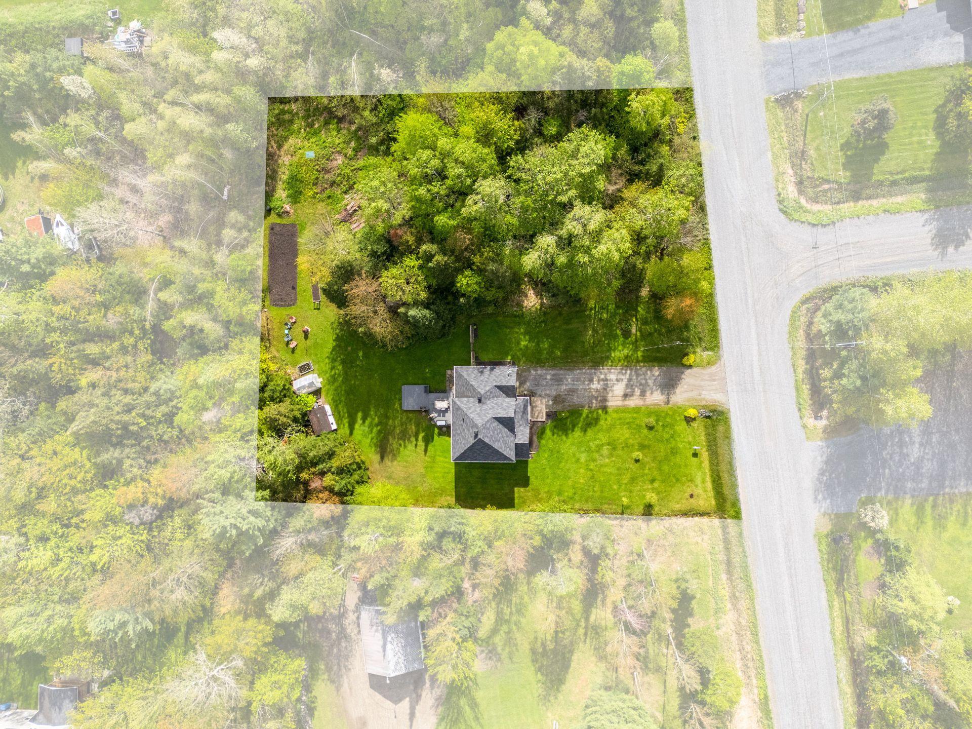 









60


Rue Raymond

,
Magog,




QC
J1X5S7


