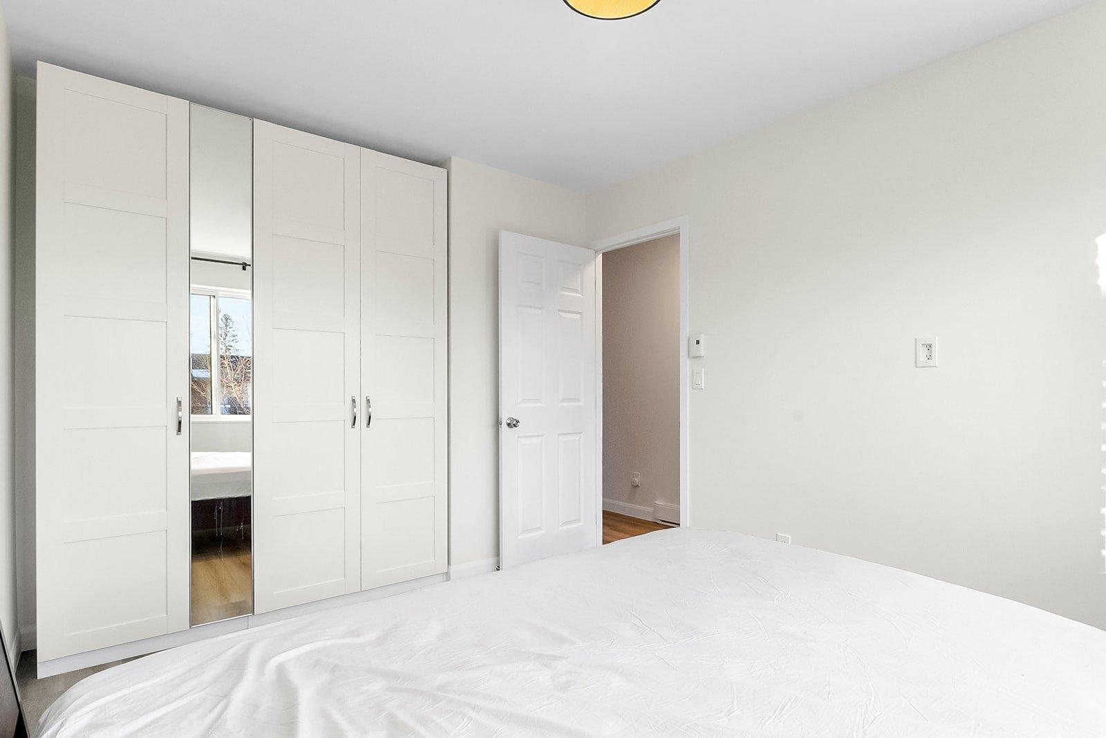 









2635

 - 2639


Rue Raudot

,
Montréal (Le Sud-Ouest),




QC
H4E2P6

