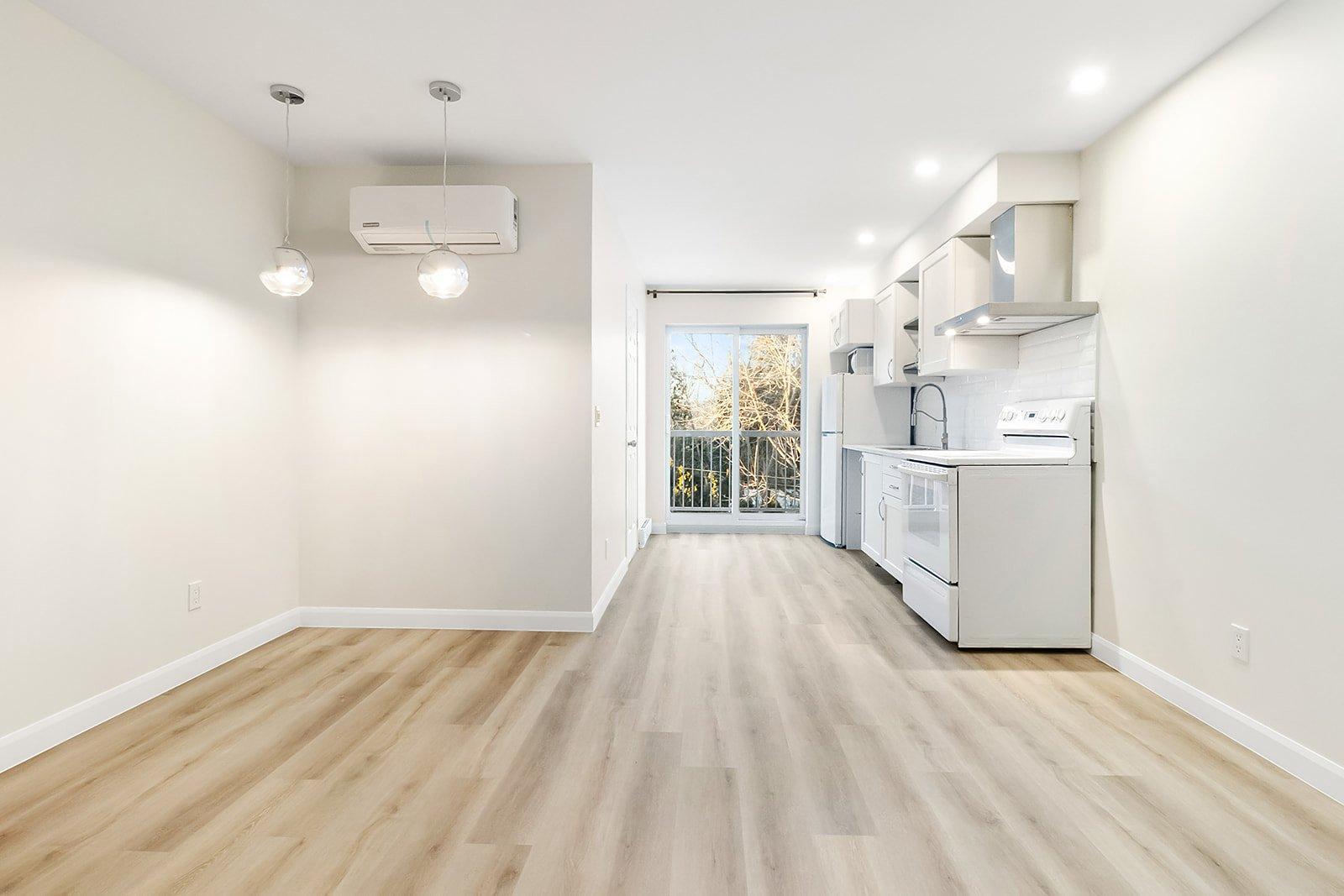 









2635

 - 2639


Rue Raudot

,
Montréal (Le Sud-Ouest),




QC
H4E2P6

