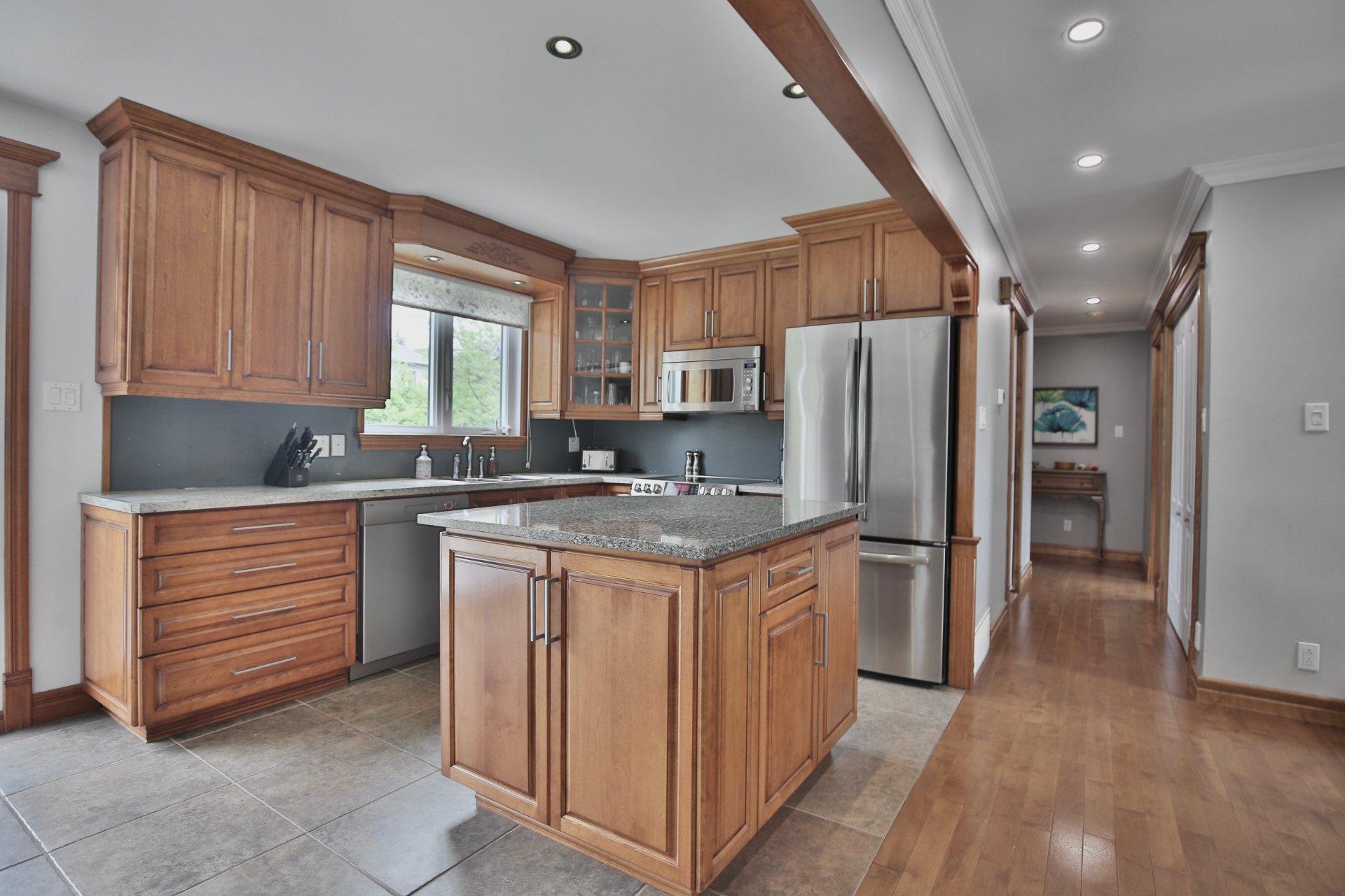 









55


Place Massey

,
Saint-Bruno-de-Montarville,




QC
J3V1A2

