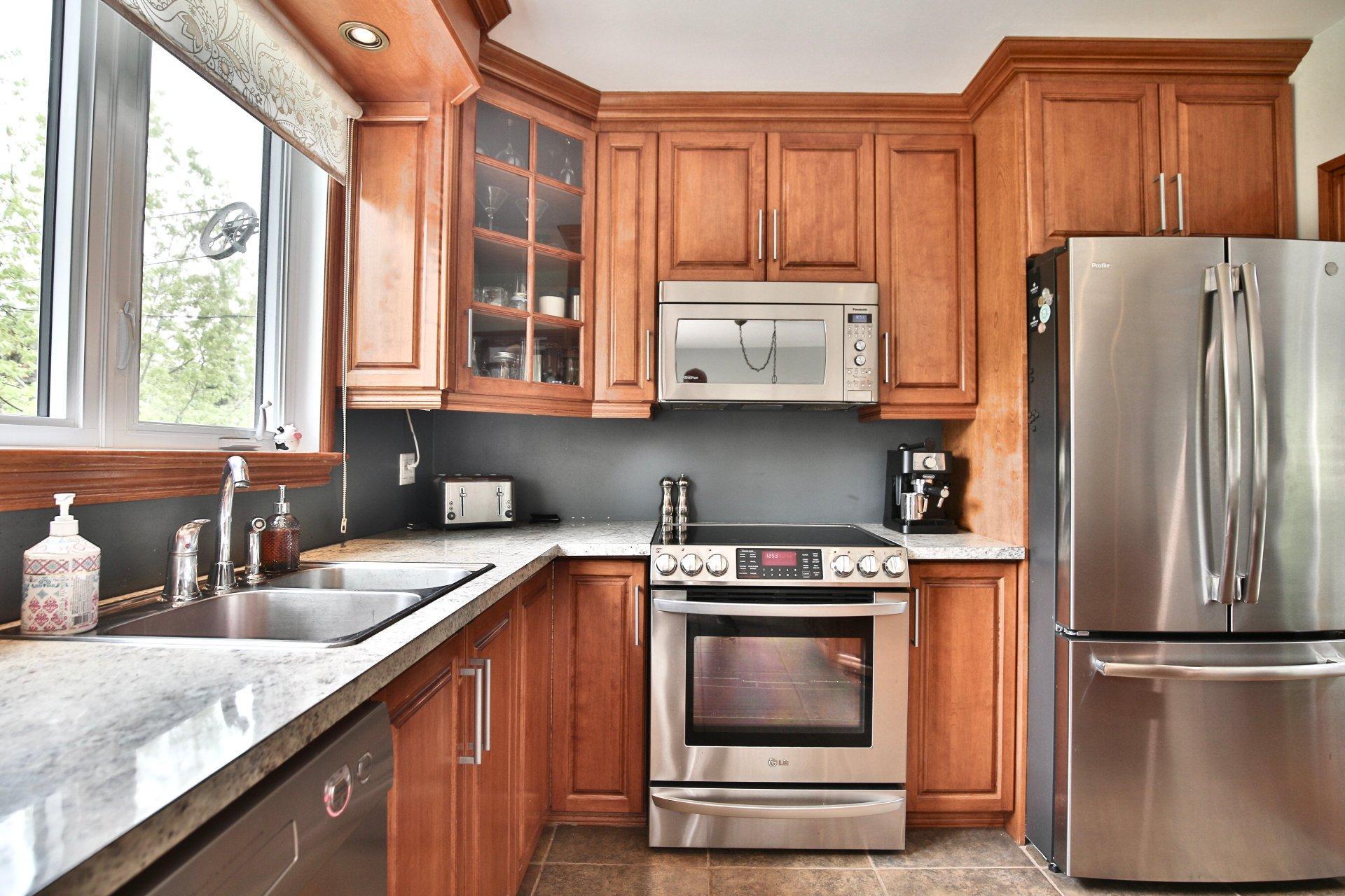 









55


Place Massey

,
Saint-Bruno-de-Montarville,




QC
J3V1A2

