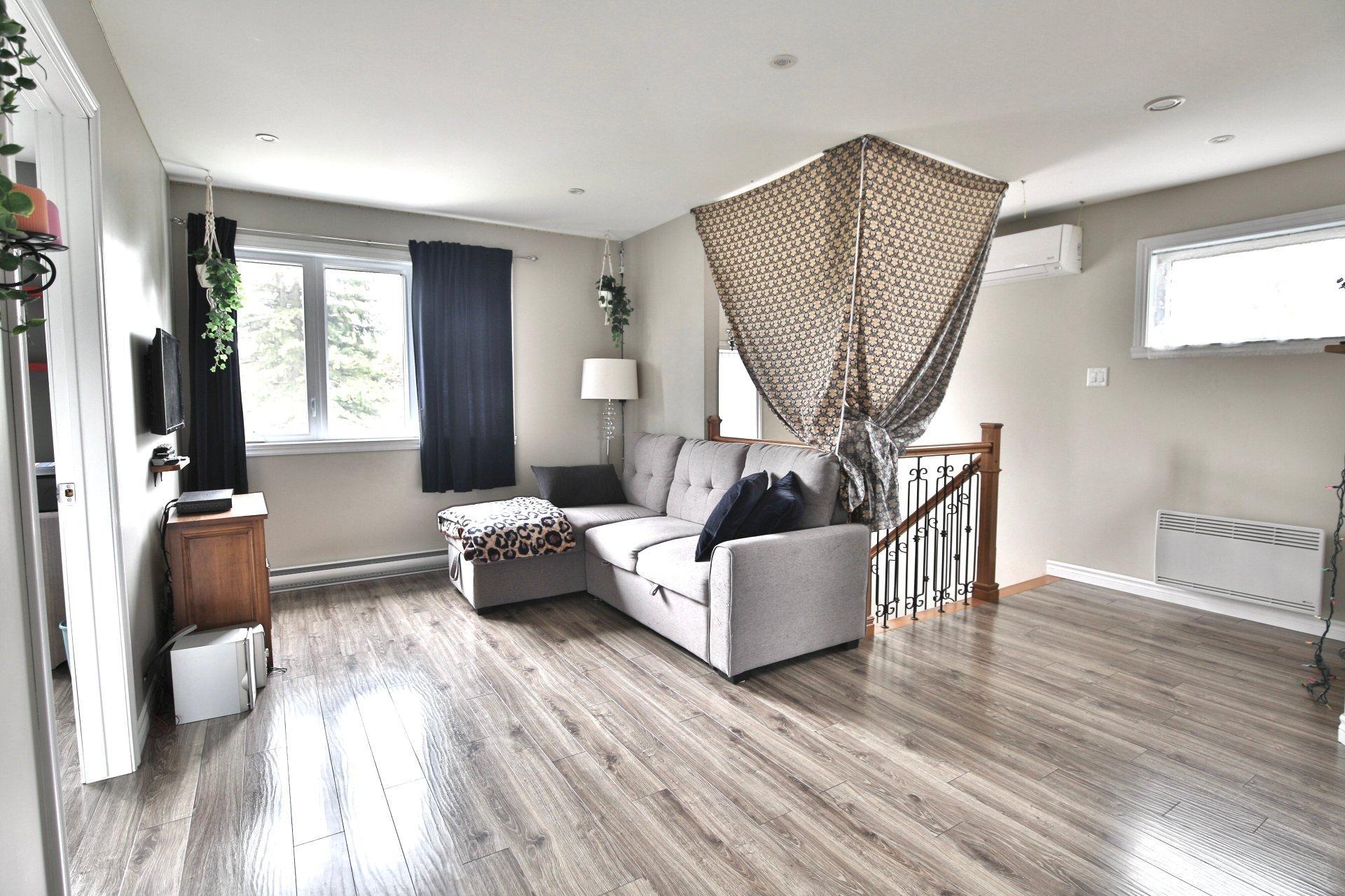 









55


Place Massey

,
Saint-Bruno-de-Montarville,




QC
J3V1A2

