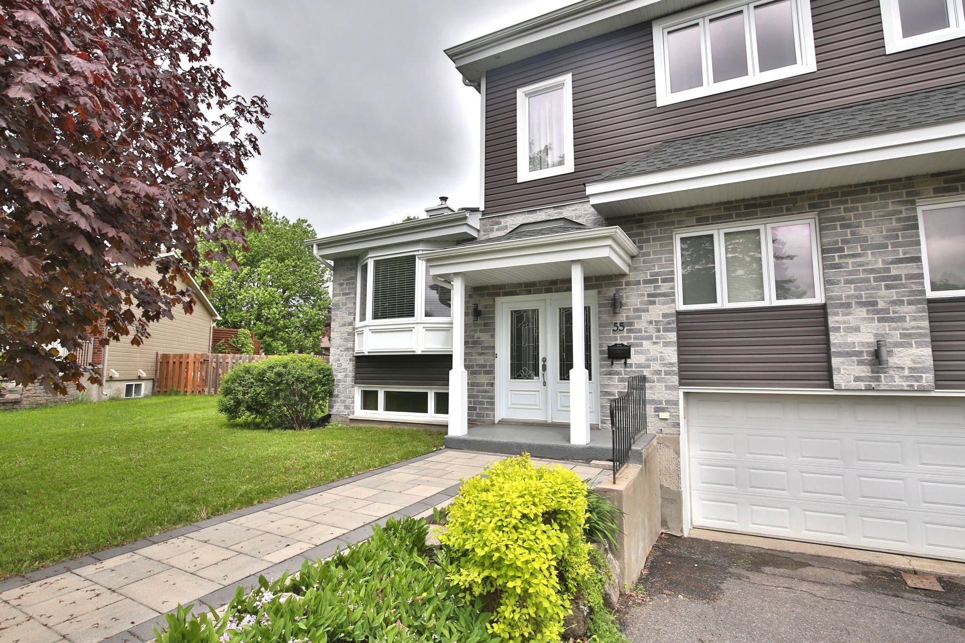 









55


Place Massey

,
Saint-Bruno-de-Montarville,




QC
J3V1A2

