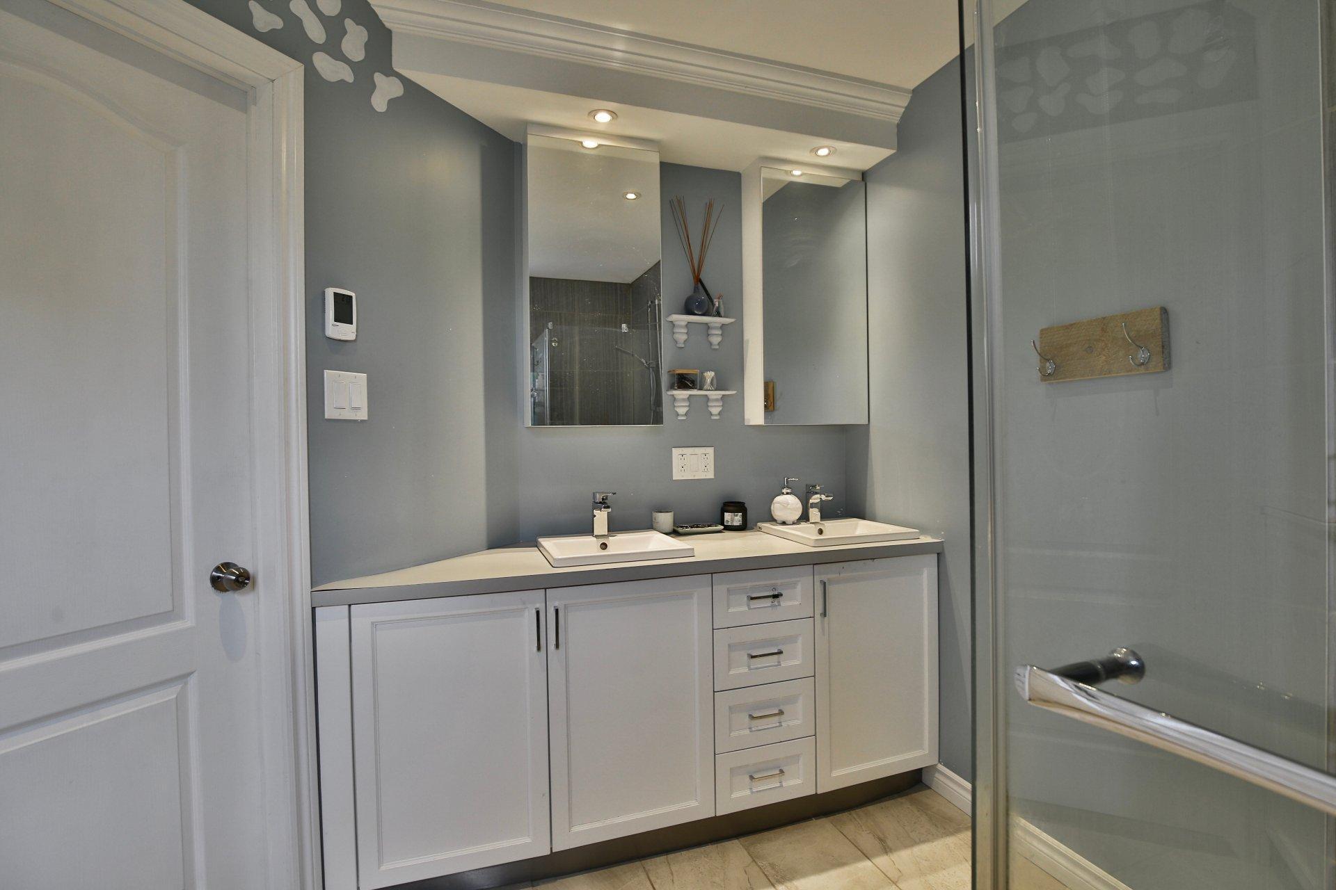 









55


Place Massey

,
Saint-Bruno-de-Montarville,




QC
J3V1A2

