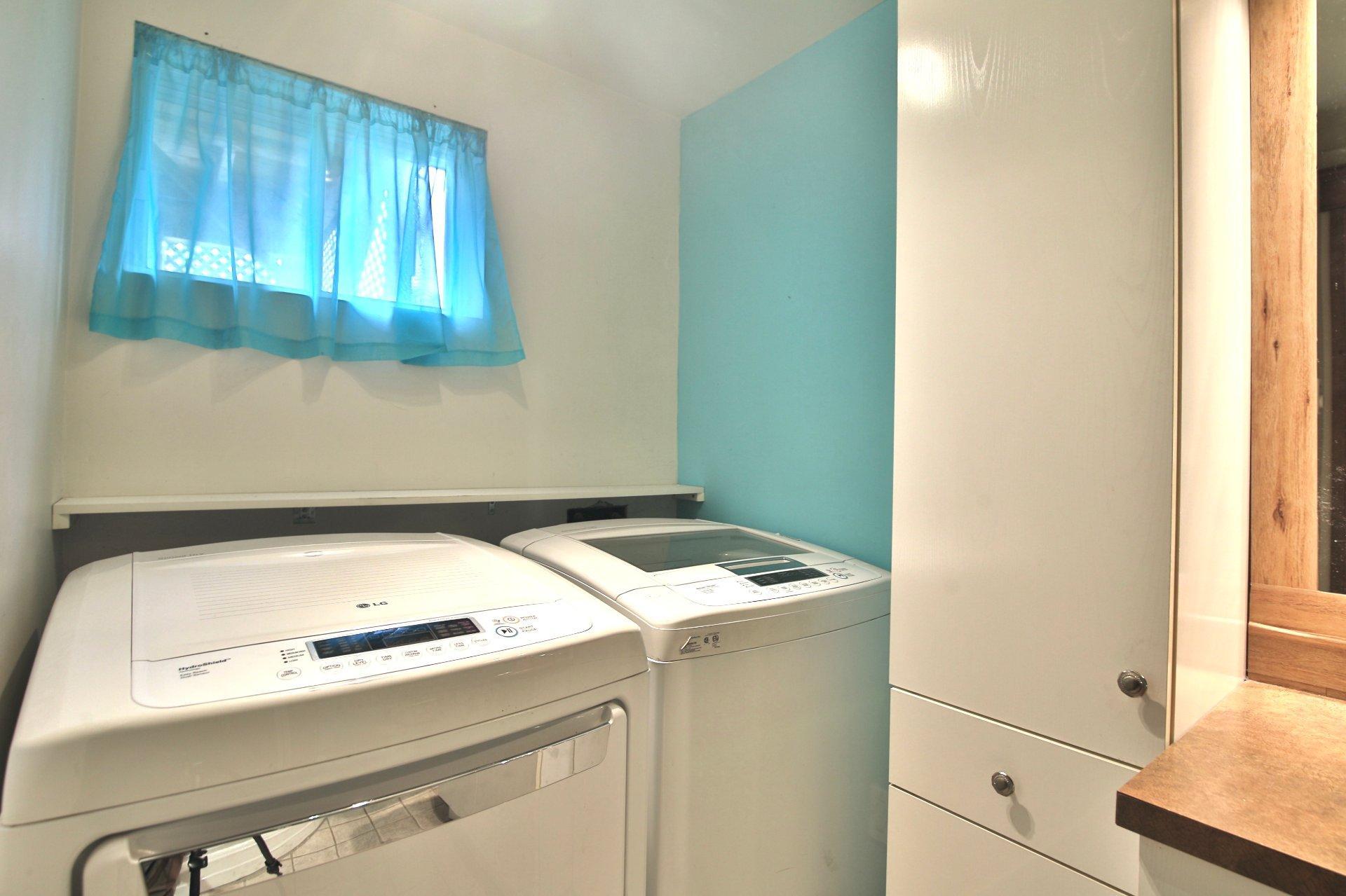 









55


Place Massey

,
Saint-Bruno-de-Montarville,




QC
J3V1A2

