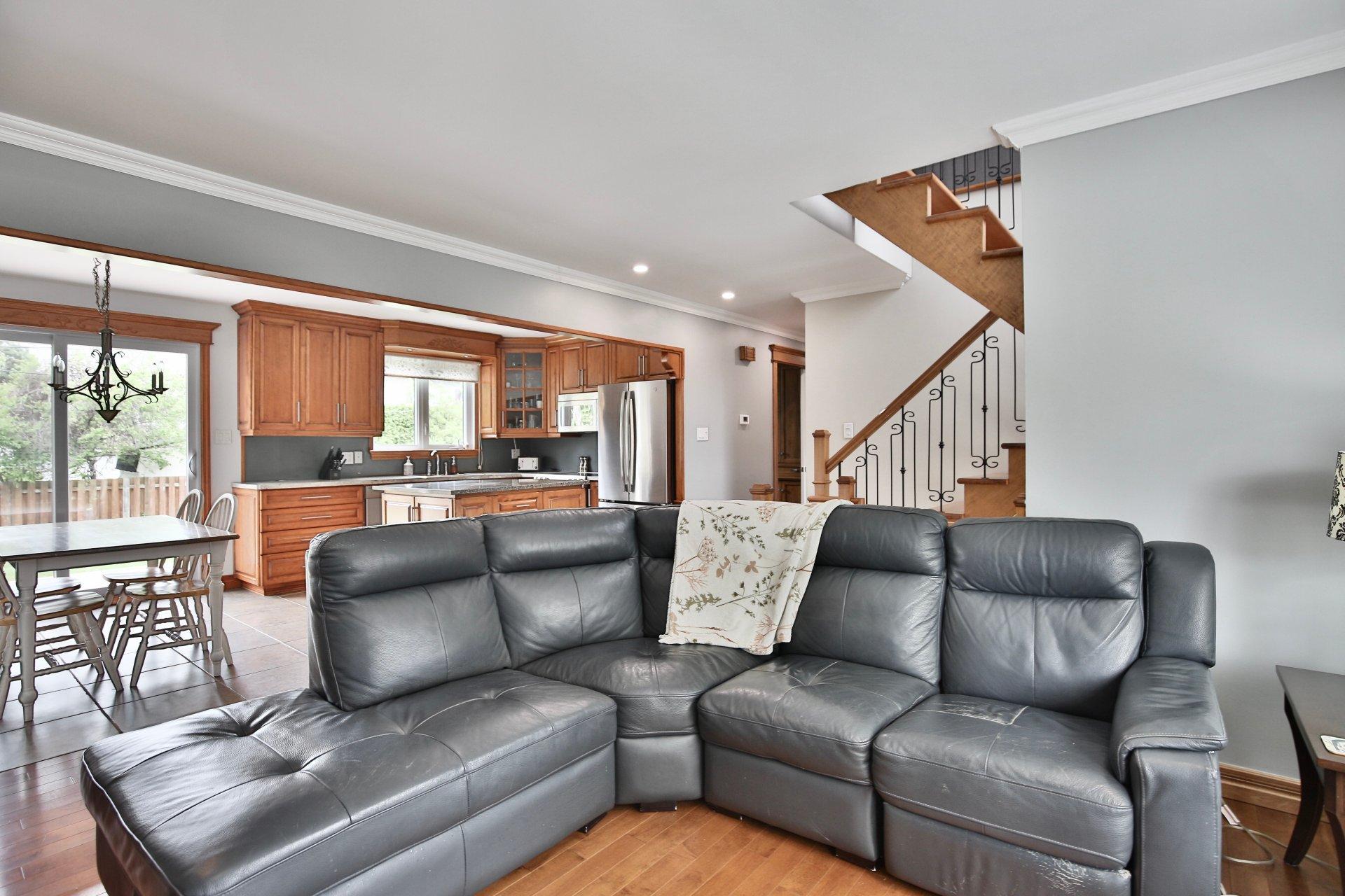 









55


Place Massey

,
Saint-Bruno-de-Montarville,




QC
J3V1A2

