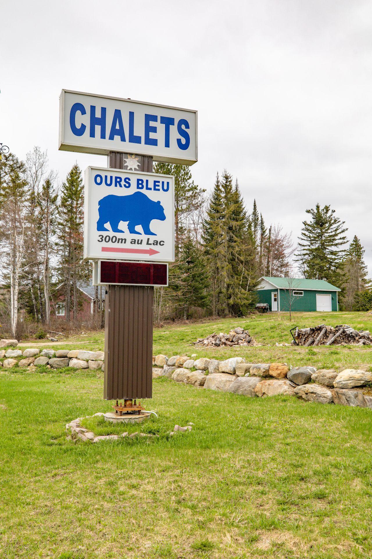 









19Z


Ch. de la Presqu'île

,
Lac-Saguay,




QC
J0W1L0

