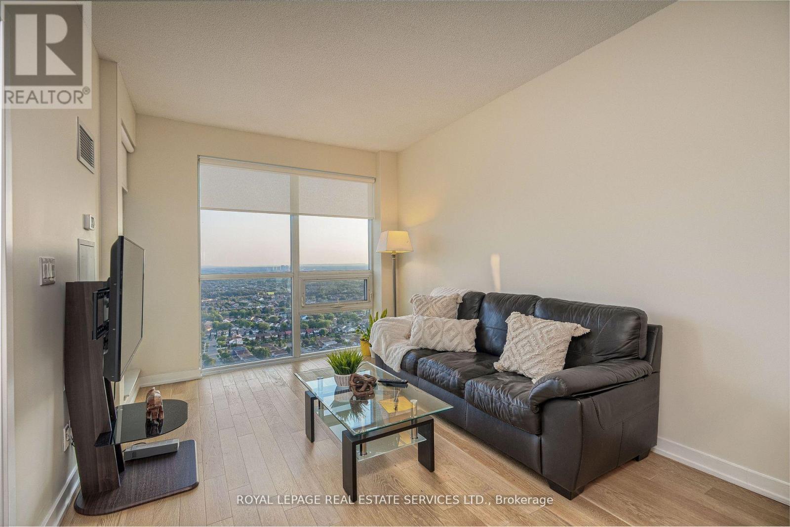 












3303 - 510 CURRAN PLACE

,
Mississauga,




Ontario
L5B0J8

