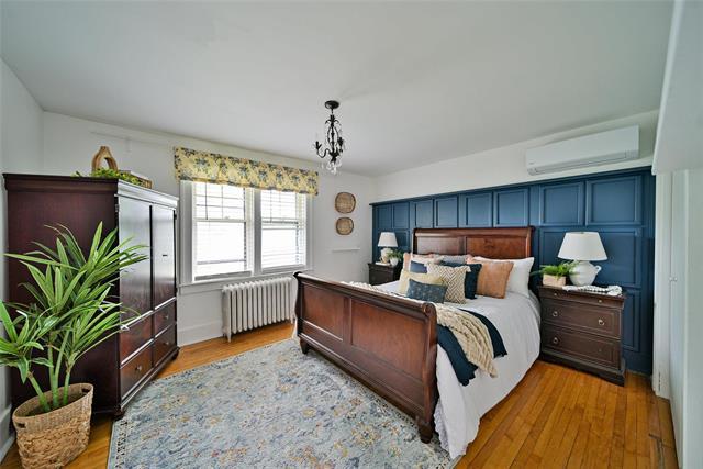









237


Oak

ST,
Winnipeg,




MB
R3M 3P7

