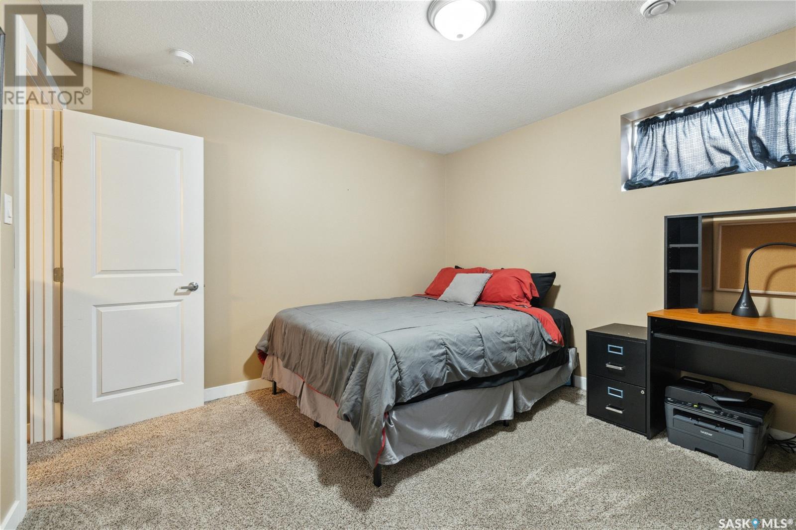












71 Brigham ROAD

,
Moose Jaw,




Saskatchewan
S6K0A7

