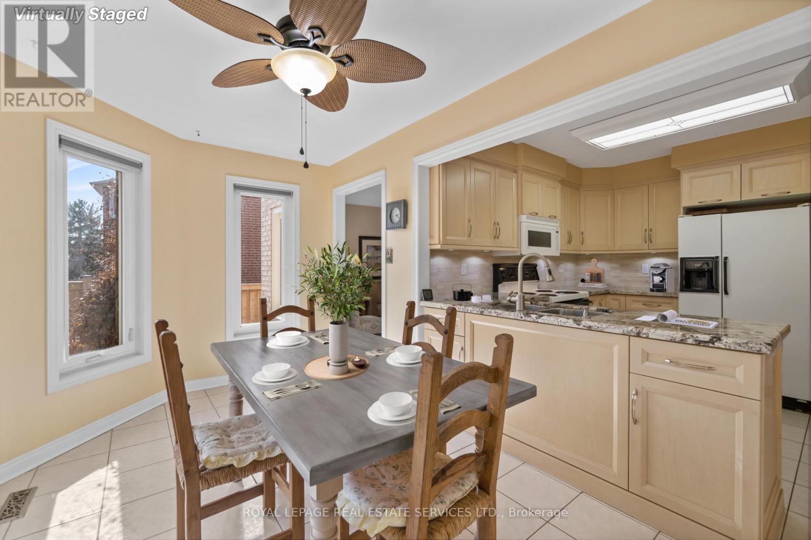 












1074 BRADBURY CHASE

,
Mississauga,




Ontario
L5V1J7

