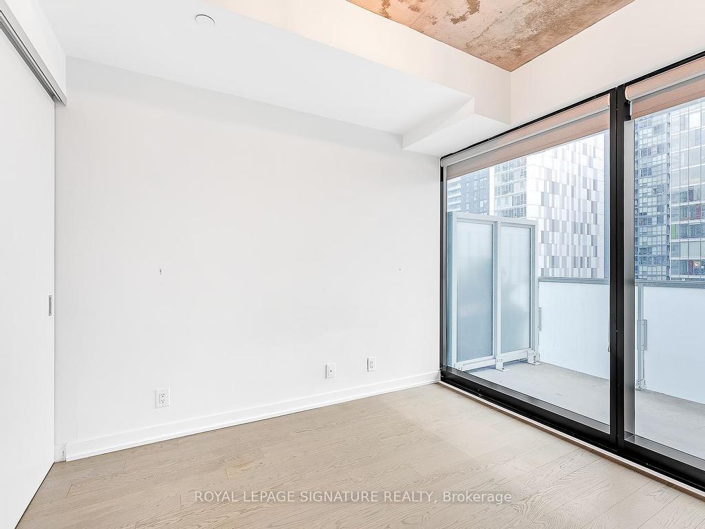 









11


Charlotte

Street, 2201,
Toronto,




ON
M5V 0M6

