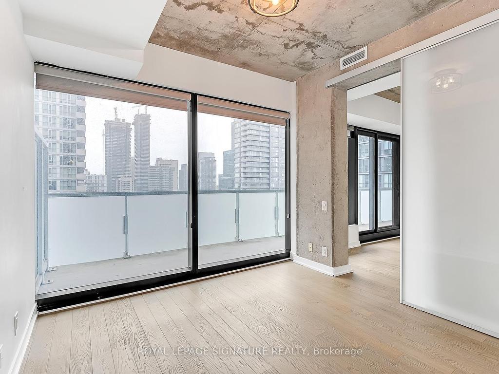 









11


Charlotte

Street, 2201,
Toronto,




ON
M5V 0M6

