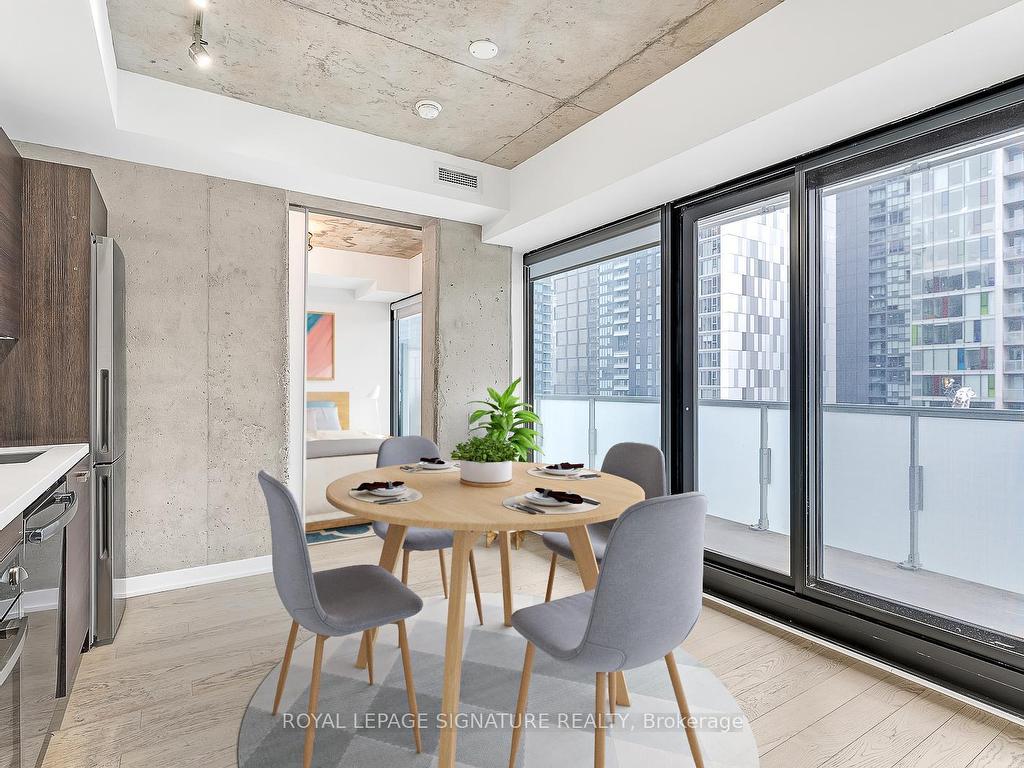 









11


Charlotte

Street, 2201,
Toronto,




ON
M5V 0M6

