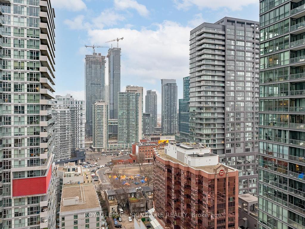









11


Charlotte

Street, 2201,
Toronto,




ON
M5V 0M6

