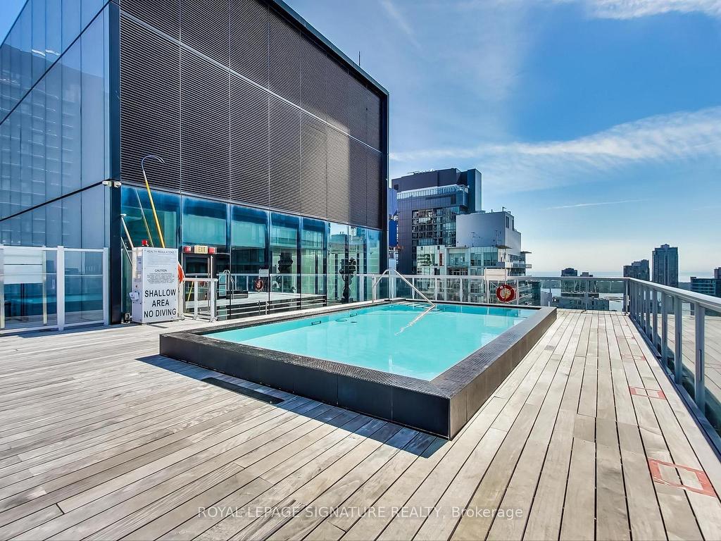 









11


Charlotte

Street, 2201,
Toronto,




ON
M5V 0M6

