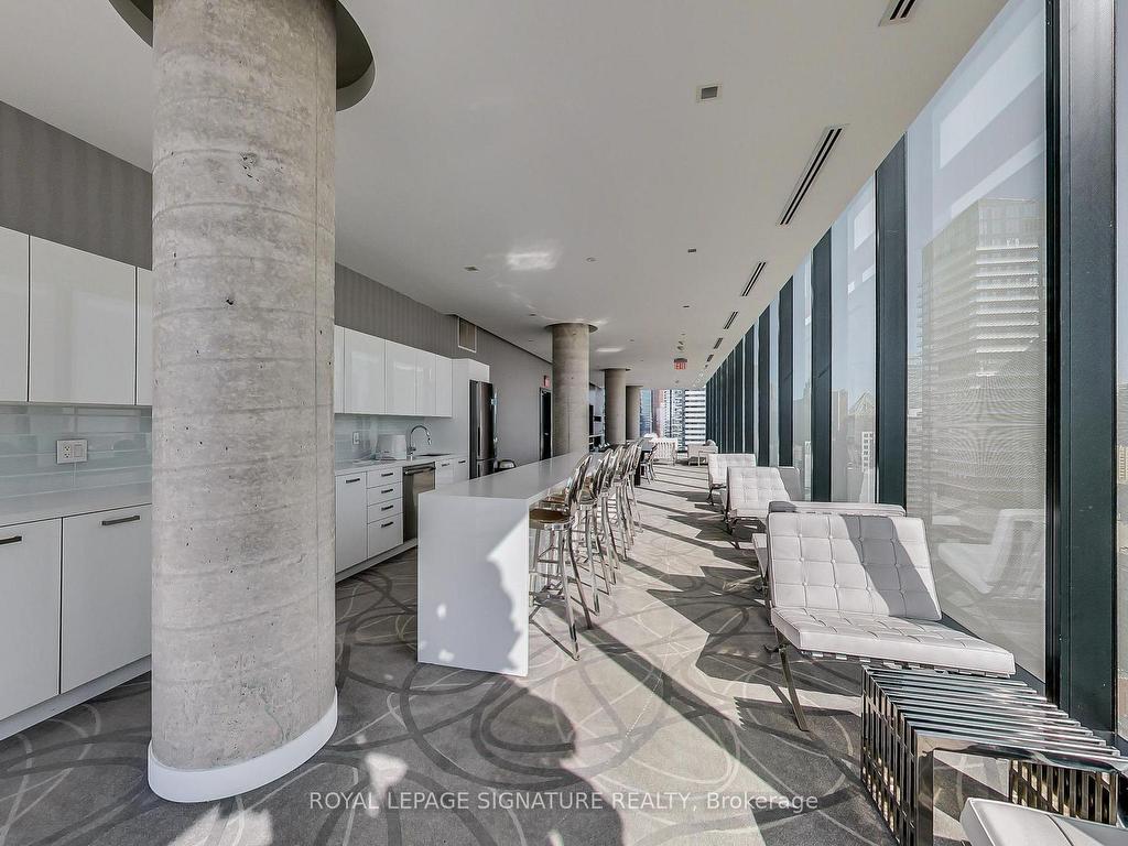 









11


Charlotte

Street, 2201,
Toronto,




ON
M5V 0M6

