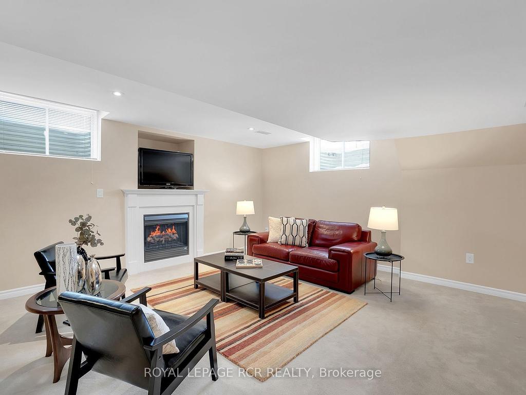 









16


Zimmerman

Drive, 1,
Caledon,




ON
L7E 4C2

