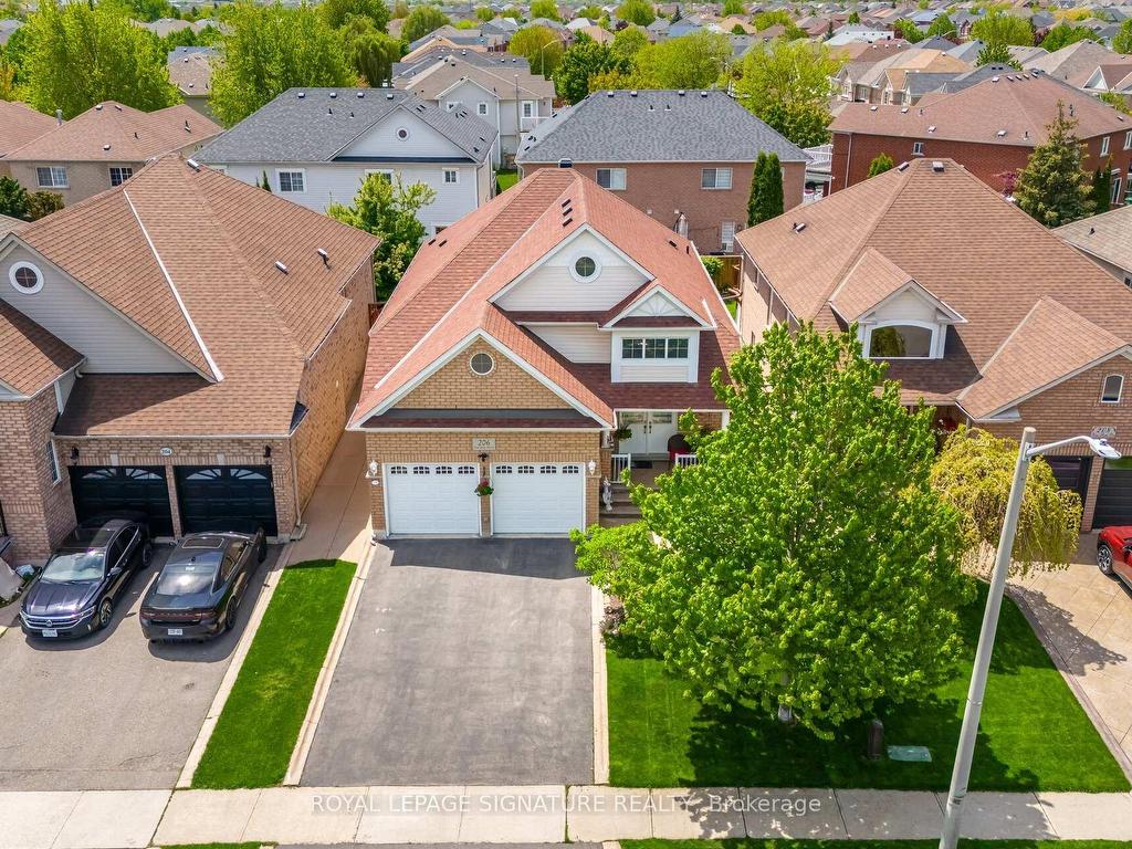 









206


Van Scott

Drive,
Brampton,




ON
L7A 1V9

