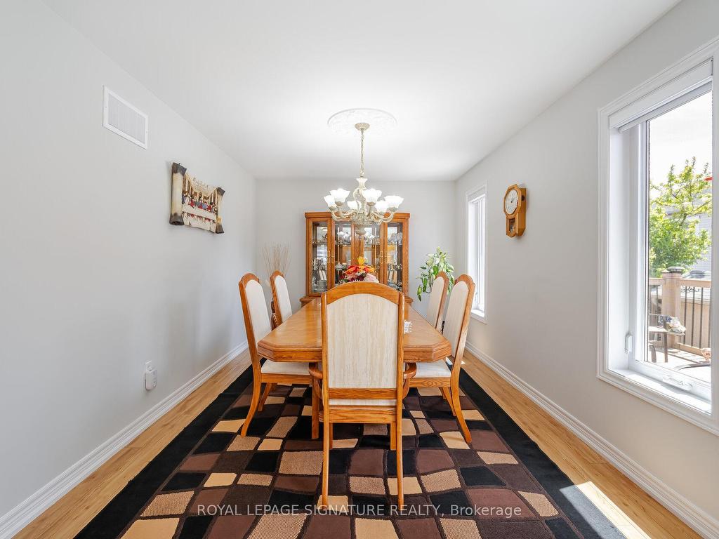 









206


Van Scott

Drive,
Brampton,




ON
L7A 1V9

