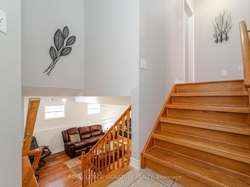 









206


Van Scott

Drive,
Brampton,




ON
L7A 1V9

