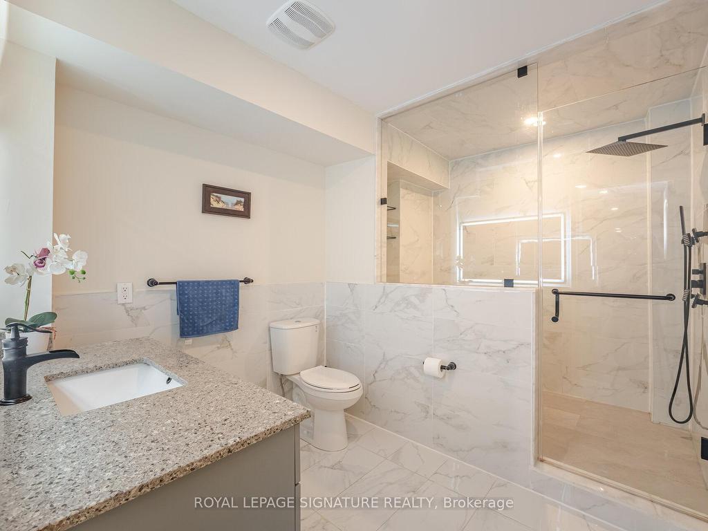 









206


Van Scott

Drive,
Brampton,




ON
L7A 1V9

