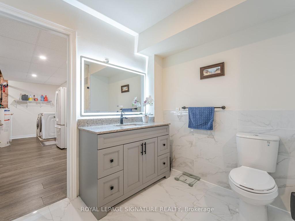 









206


Van Scott

Drive,
Brampton,




ON
L7A 1V9


