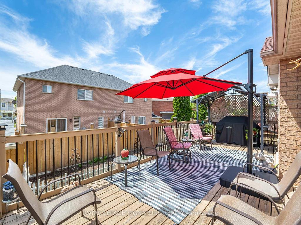 









206


Van Scott

Drive,
Brampton,




ON
L7A 1V9

