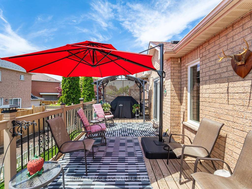 









206


Van Scott

Drive,
Brampton,




ON
L7A 1V9


