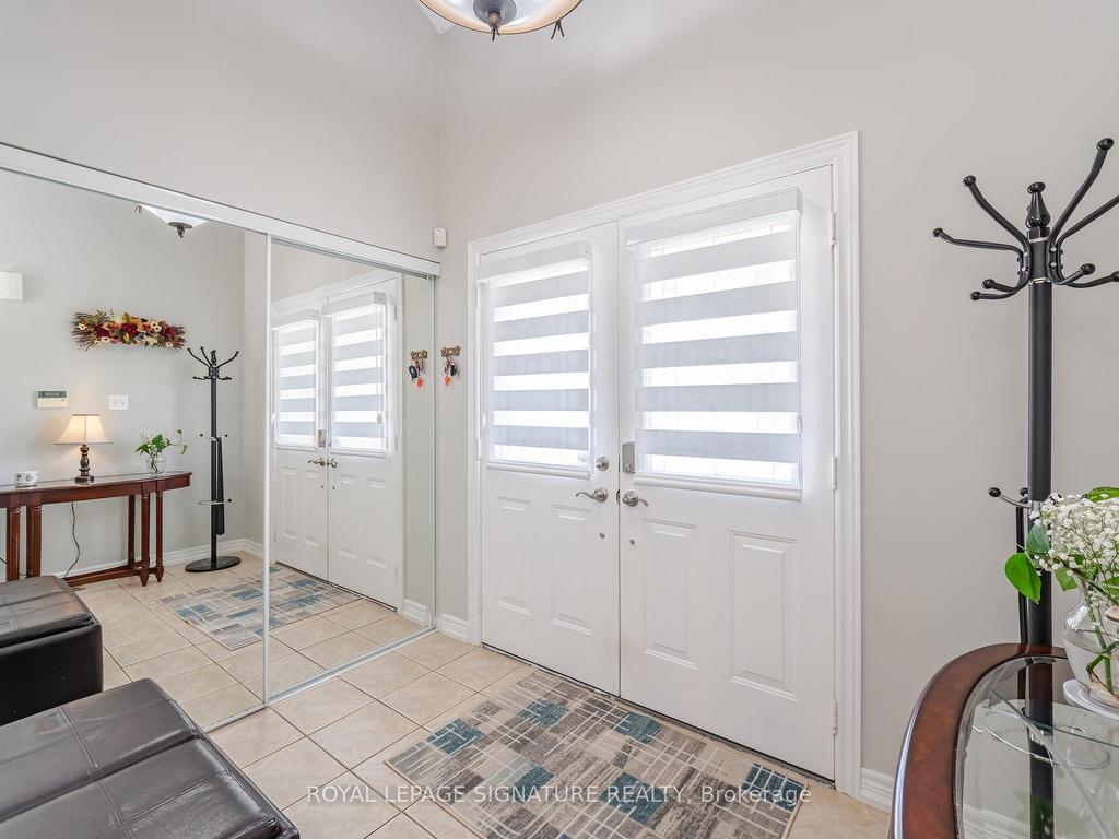 









206


Van Scott

Drive,
Brampton,




ON
L7A 1V9

