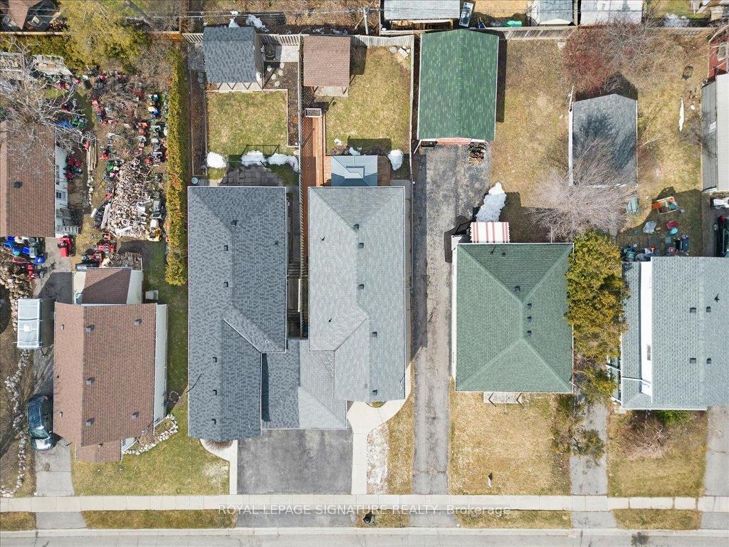 









590


DEVON

Avenue, Upper,
Oshawa,




ON
L1H 1R8

