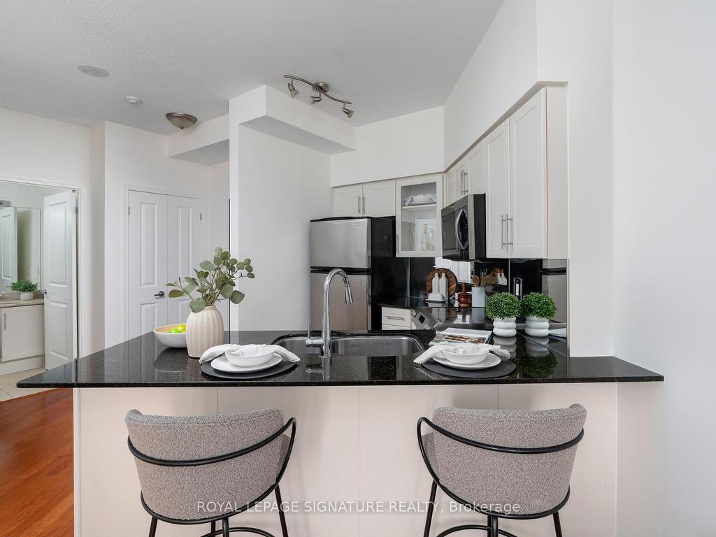 









15


Windermere

Avenue, 411,
Toronto,




ON
M6S 5A2

