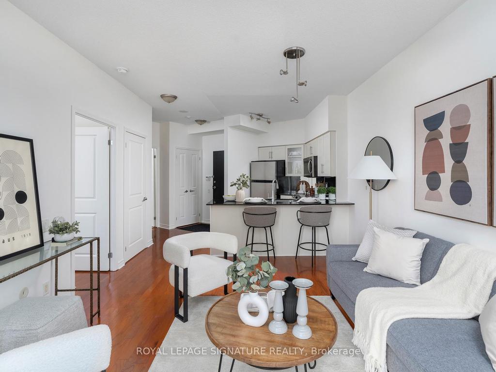 









15


Windermere

Avenue, 411,
Toronto,




ON
M6S 5A2

