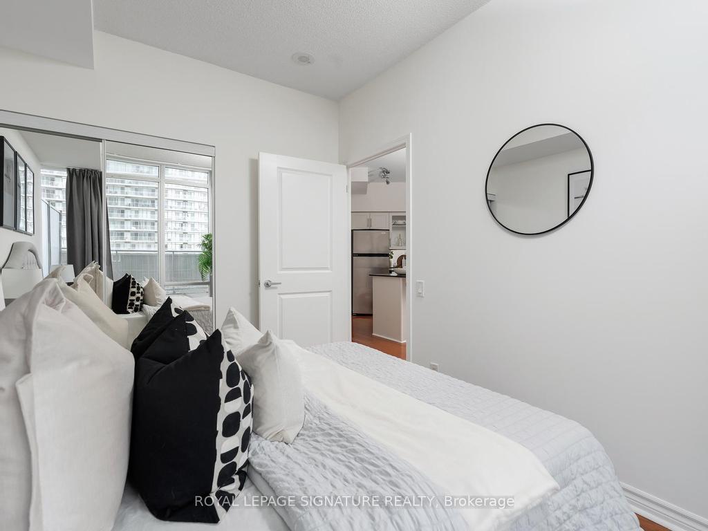 









15


Windermere

Avenue, 411,
Toronto,




ON
M6S 5A2

